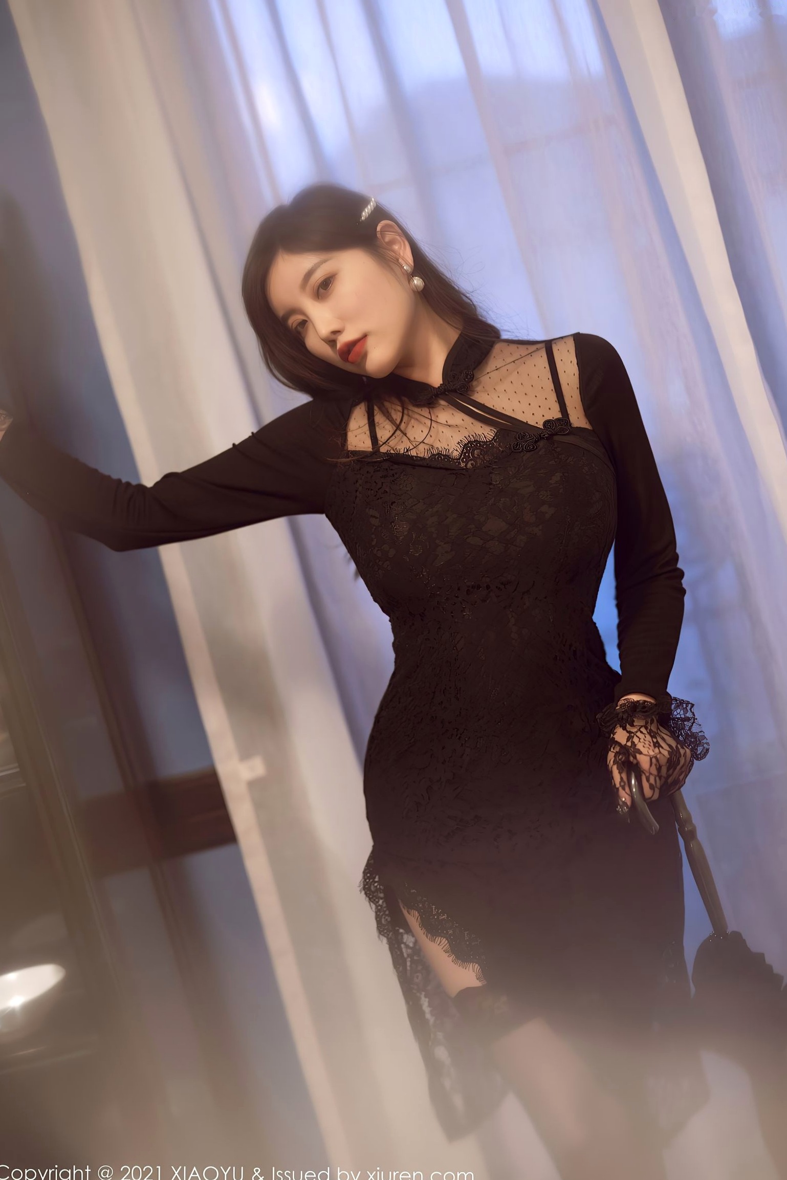 Gallery - 杨晨晨Sugar私房写真：复古光影下的蕾丝黑丝吊带诱惑，优雅与性感并存，“白月光与朱砂痣”氛围感大片语画界 - Painting World 性感诱惑丝袜私房照大尺度 杨晨晨Yome女神私房照_秀色女神 - image 12