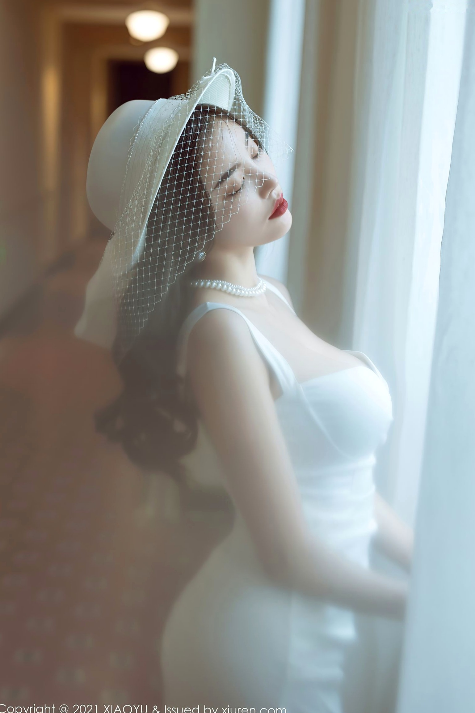 Gallery - XiaoYu语画界 - Painting World  杨晨晨：纯白礼服蕾丝吊带袜写真，优雅纯欲白月光女神，惊艳私房大尺度呈现语画界 - Painting World 性感诱惑私房照大尺度 杨晨晨Yome女神私房照_秀色女神 - image 9