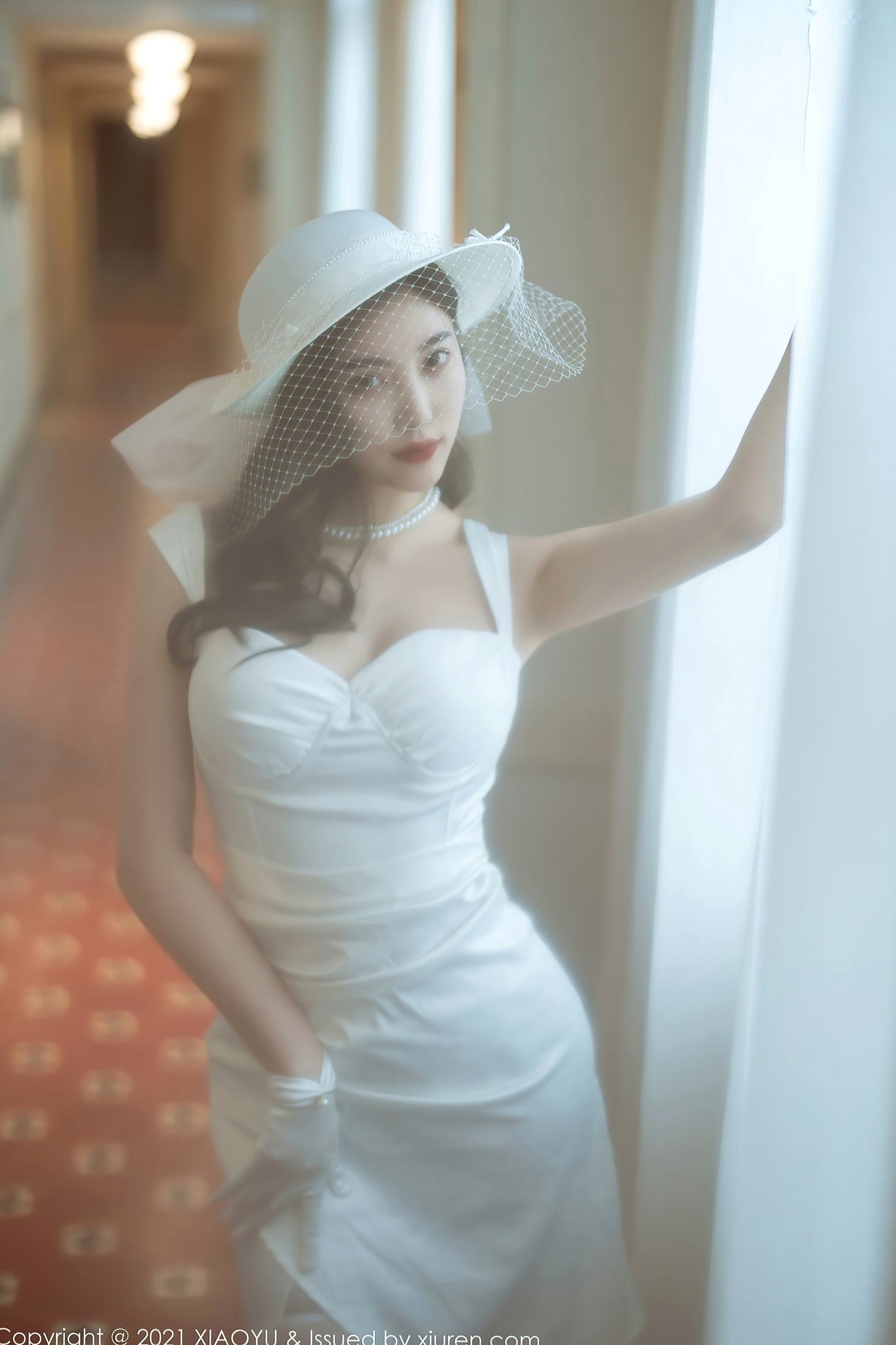 Gallery - XiaoYu语画界 - Painting World  杨晨晨：纯白礼服蕾丝吊带袜写真，优雅纯欲白月光女神，惊艳私房大尺度呈现语画界 - Painting World 性感诱惑私房照大尺度 杨晨晨Yome女神私房照_秀色女神 - image 25