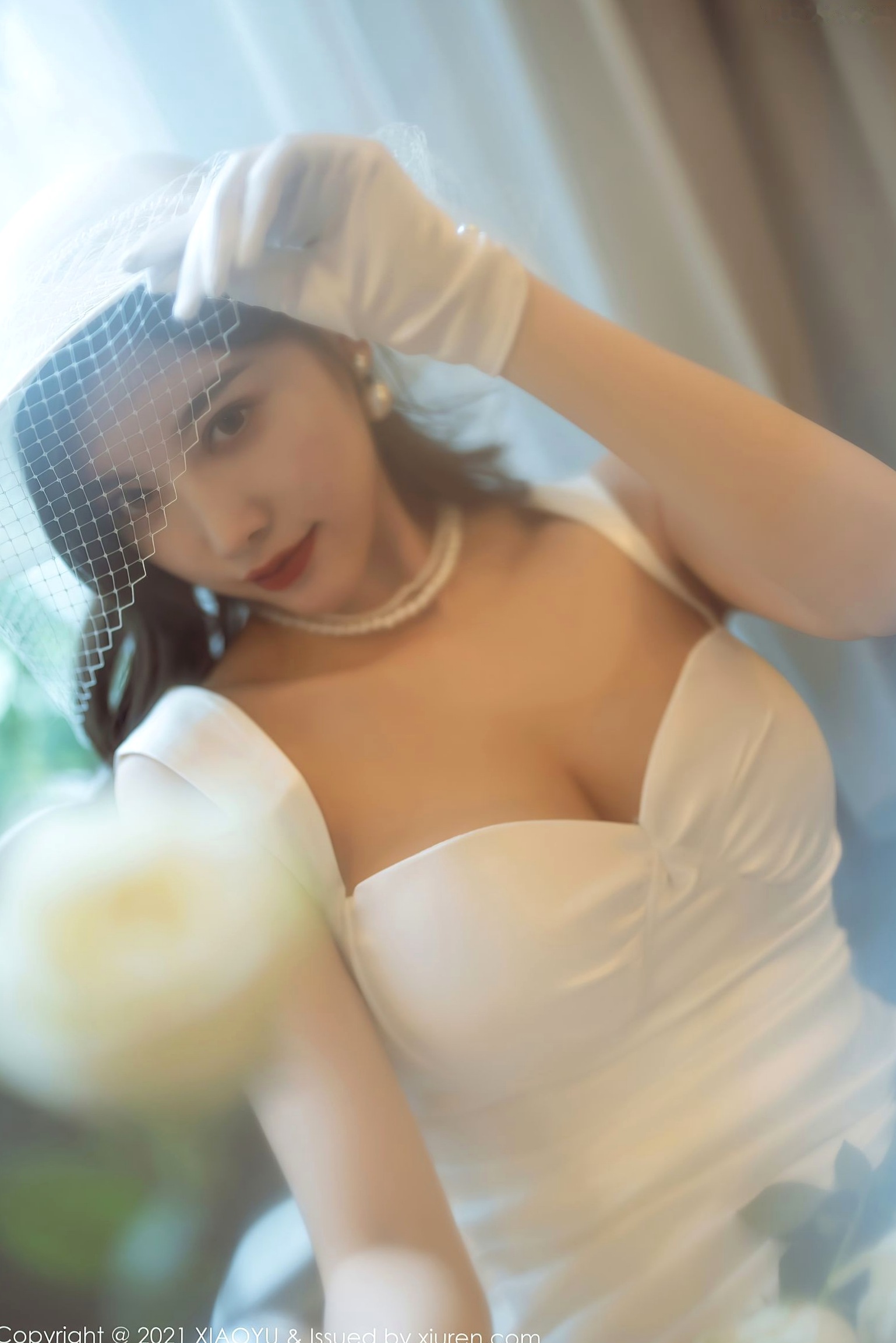 Gallery - XiaoYu语画界 - Painting World  杨晨晨：纯白礼服蕾丝吊带袜写真，优雅纯欲白月光女神，惊艳私房大尺度呈现语画界 - Painting World 性感诱惑私房照大尺度 杨晨晨Yome女神私房照_秀色女神 - image 40