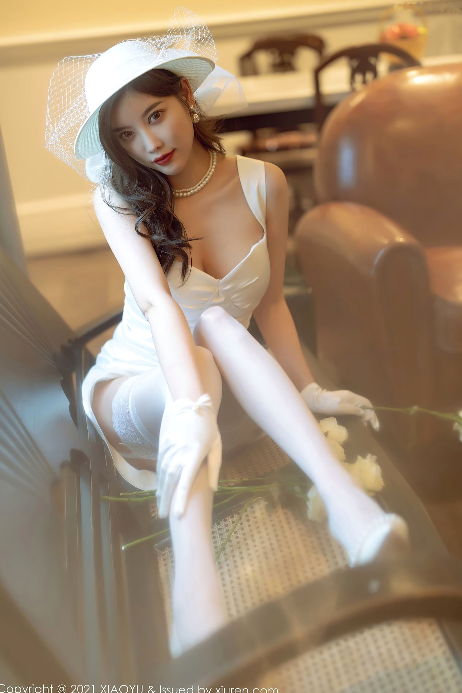 Gallery - XiaoYu语画界 - Painting World  杨晨晨：纯白礼服蕾丝吊带袜写真，优雅纯欲白月光女神，惊艳私房大尺度呈现语画界 - Painting World 性感诱惑私房照大尺度 杨晨晨Yome女神私房照_秀色女神 - image 48