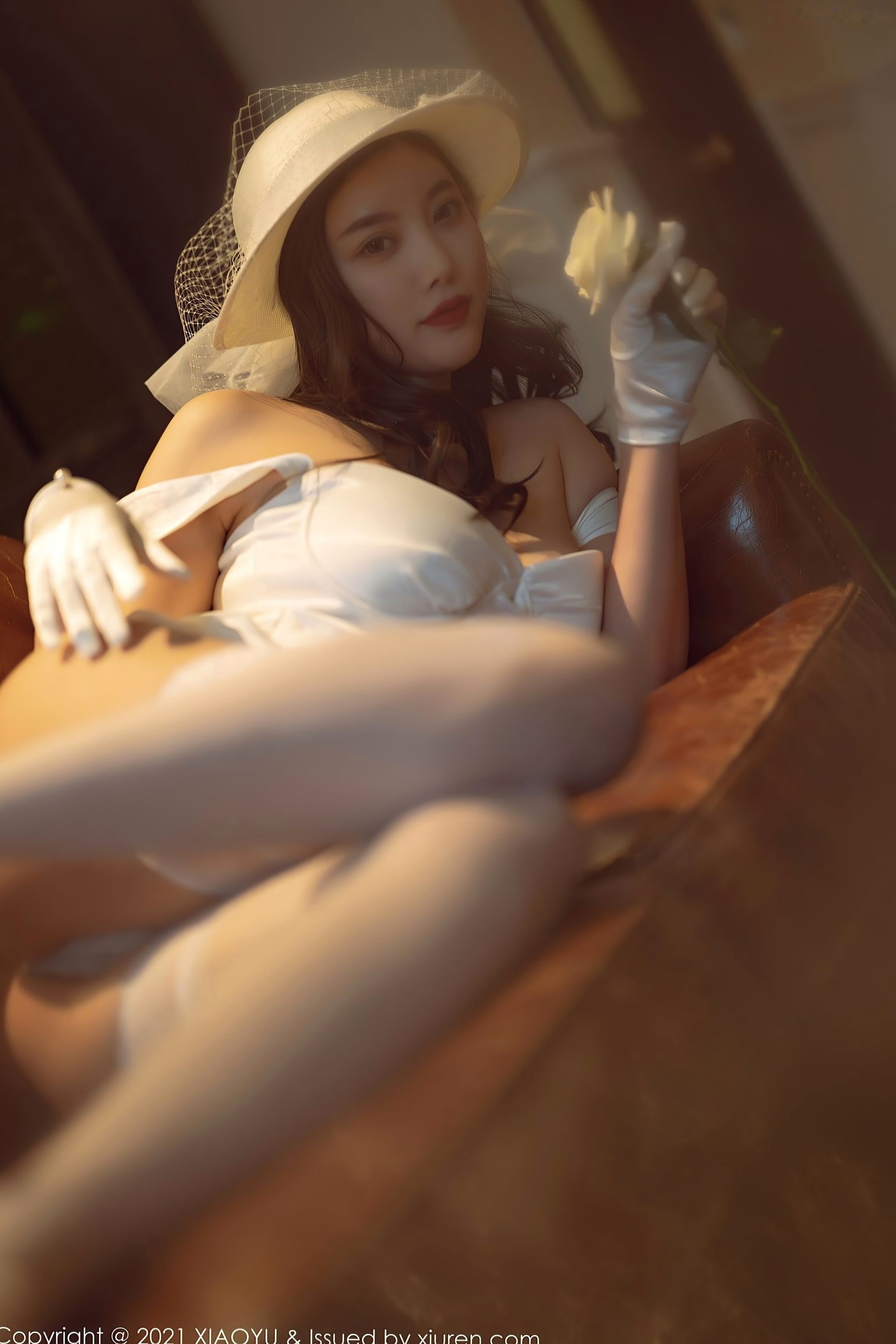 Gallery - XiaoYu语画界 - Painting World  杨晨晨：纯白礼服蕾丝吊带袜写真，优雅纯欲白月光女神，惊艳私房大尺度呈现语画界 - Painting World 性感诱惑私房照大尺度 杨晨晨Yome女神私房照_秀色女神 - image 71