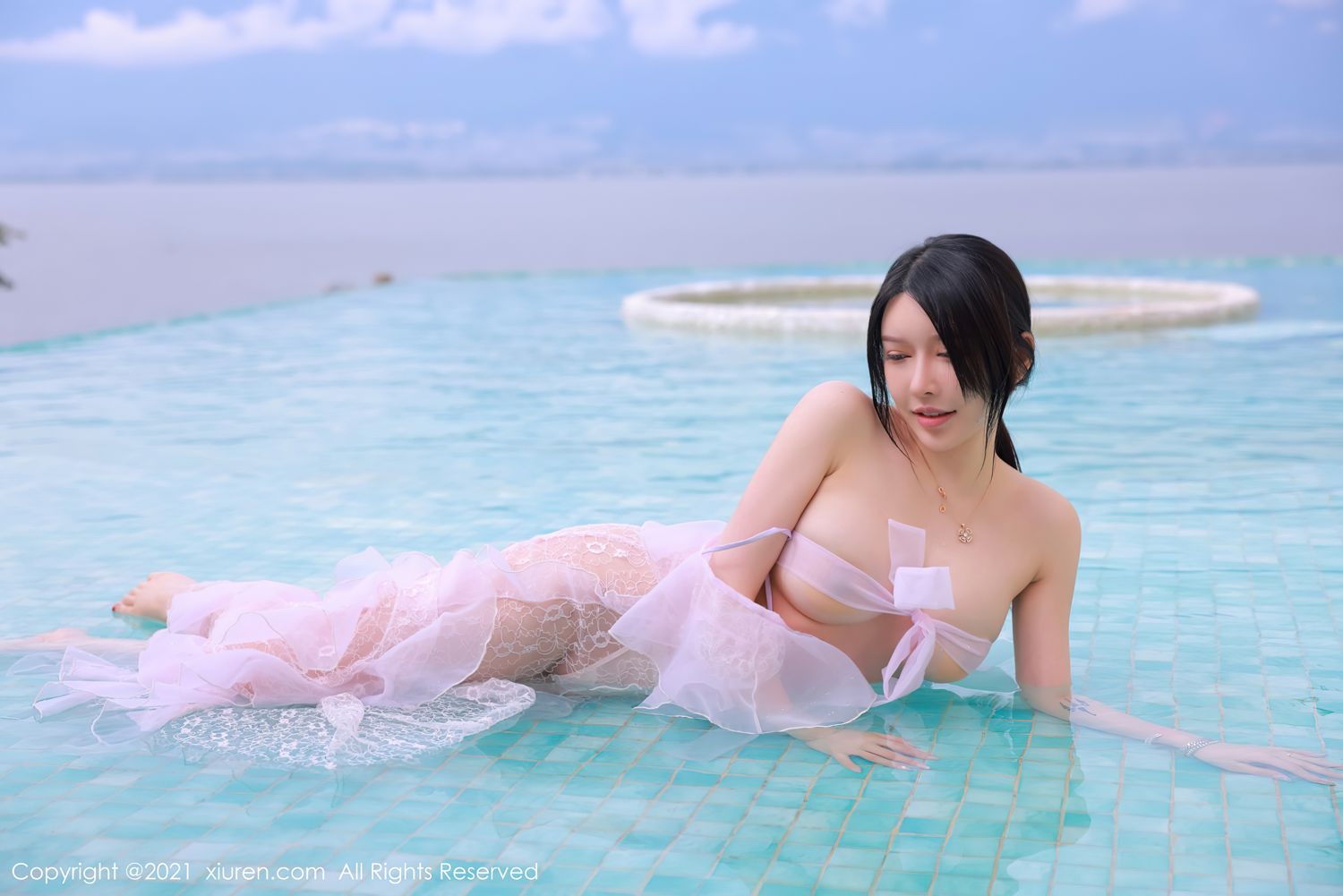 [XiuRen]高清写真图 2021.12.29 No.4401 玉兔miki