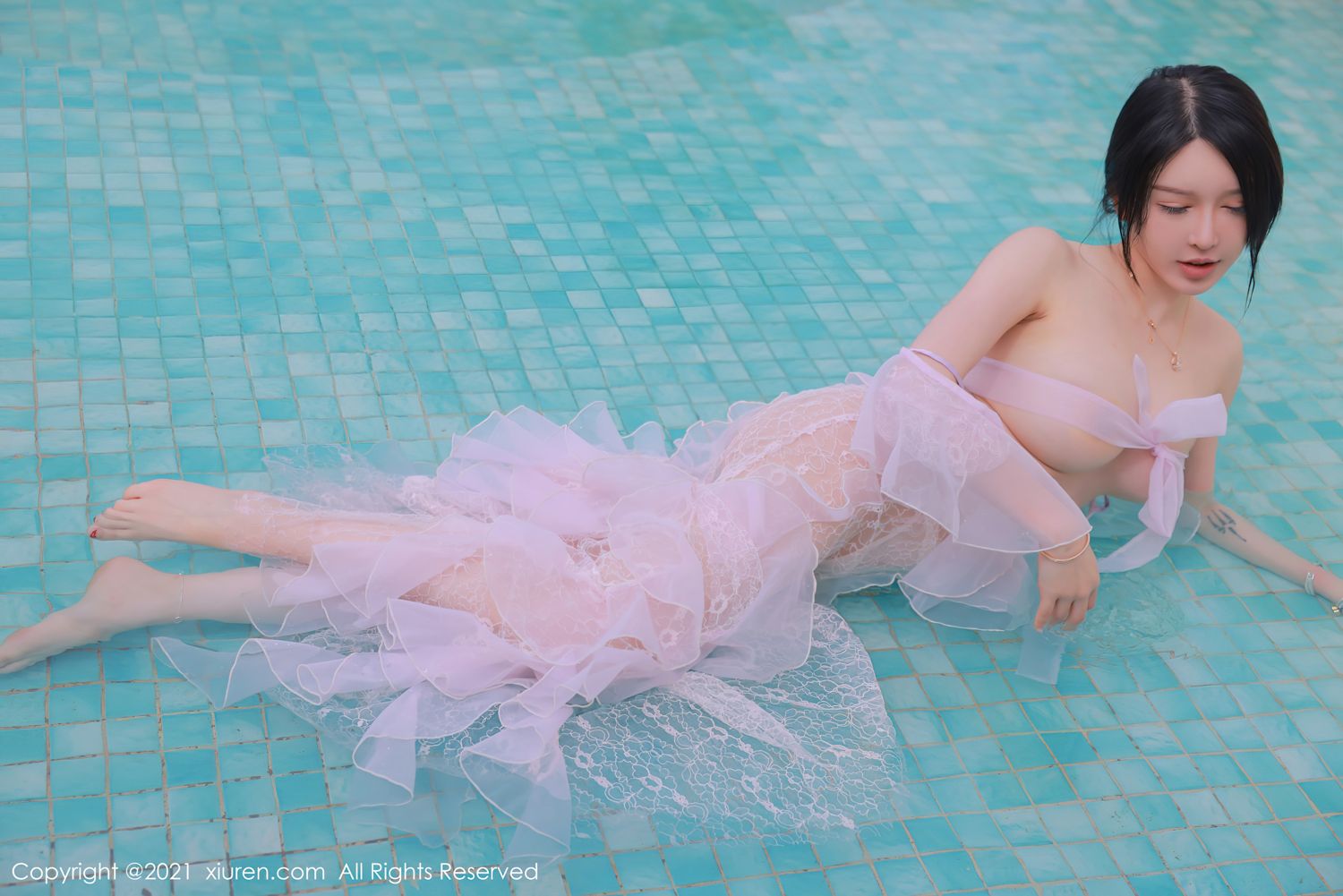 [XiuRen]高清写真图 2021.12.29 No.4401 玉兔miki
