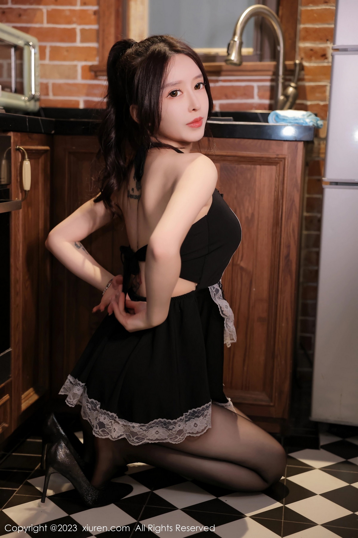 [XiuRen]高清写真图 2023.02.21 No.6295 玉兔miki 黑丝美臀
