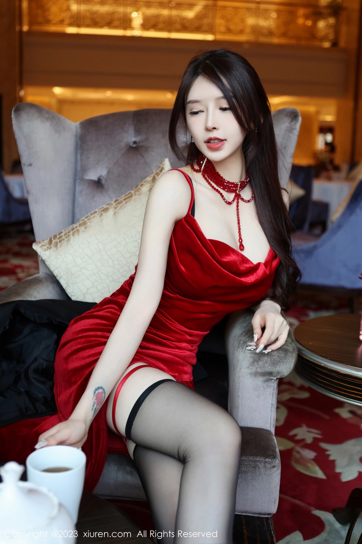 [XiuRen]高清写真图 2023.03.23 No.6460 玉兔miki 黑色美腿