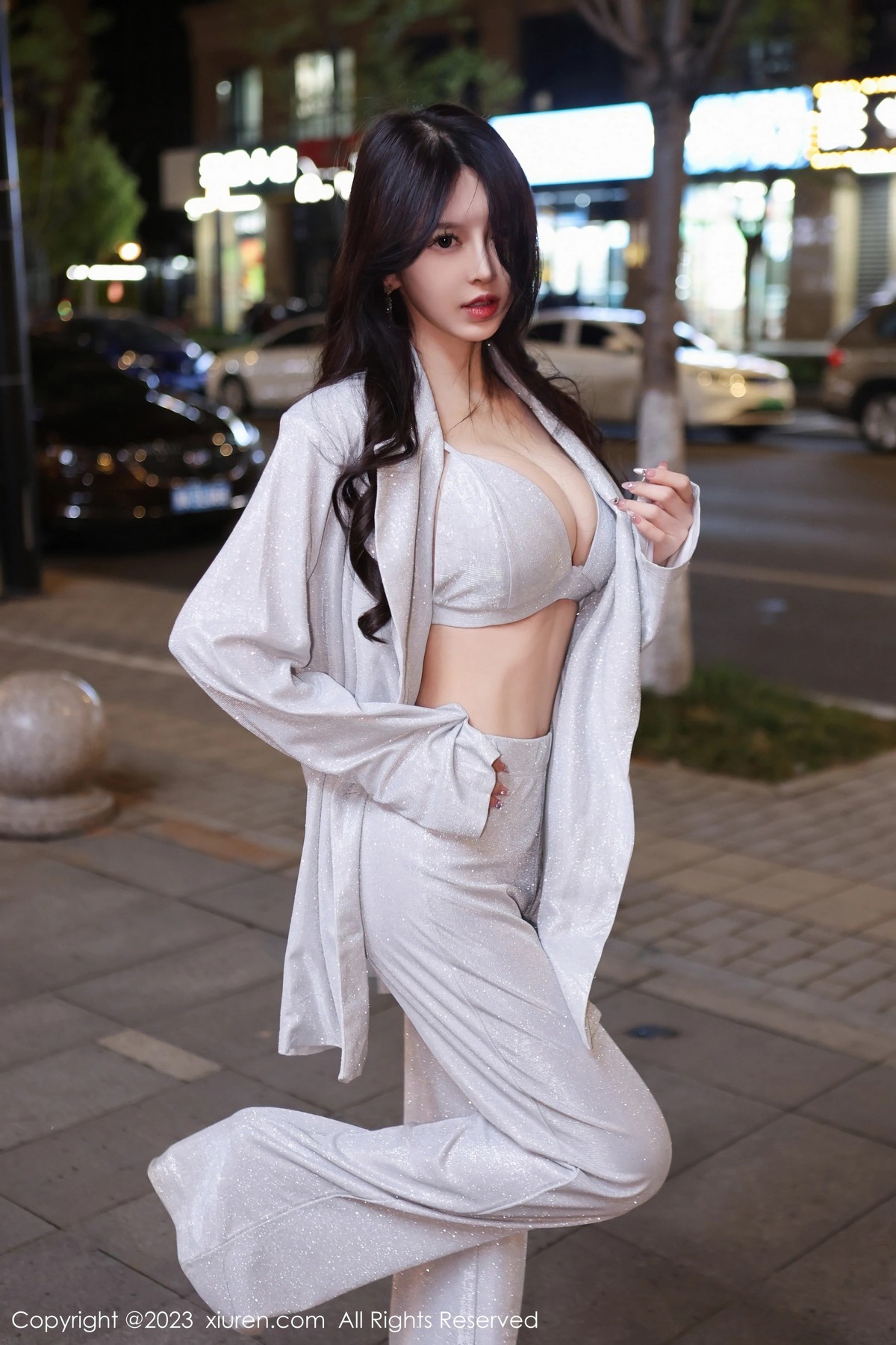 [XiuRen]高清写真图 2023.04.20 No.6605 玉兔miki 时尚美腿