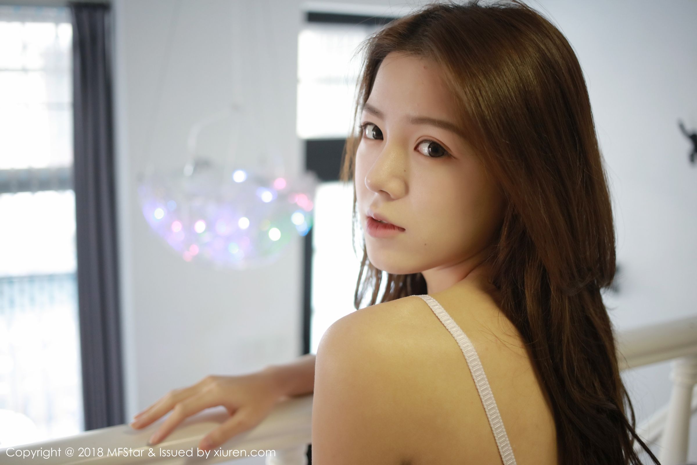 甜心小美模卤蛋luna 肌肤如玉楚楚可怜