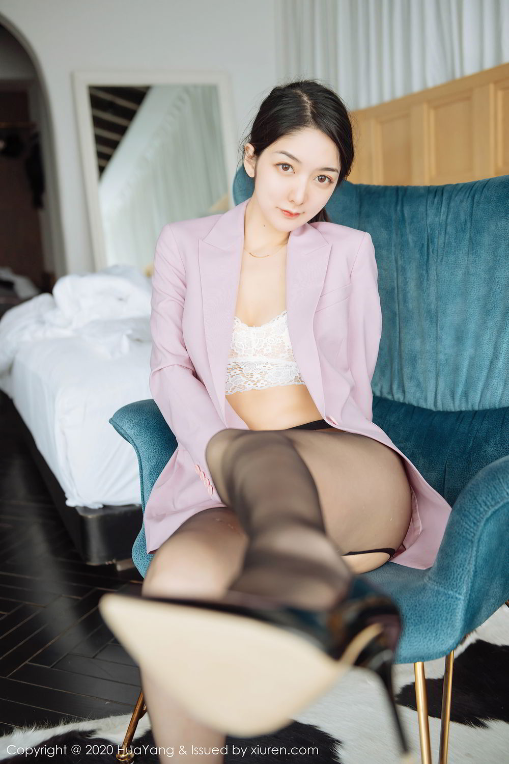 [HuaYang]高清写真图 2020.07.15 VOL.255 Angela小热巴
