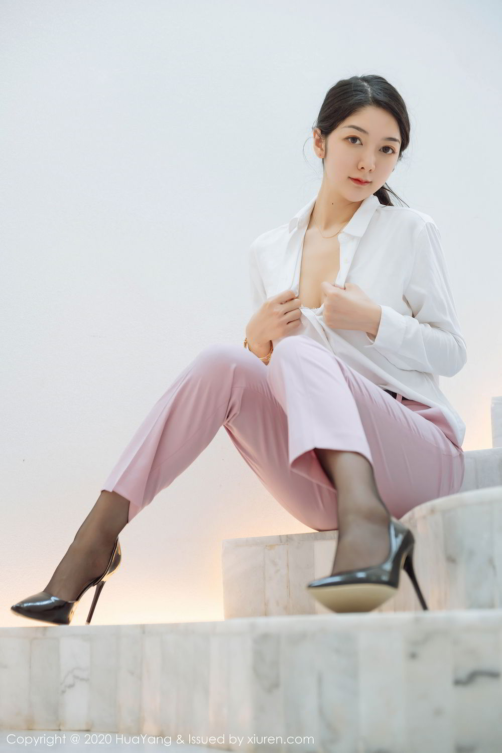 [HuaYang]高清写真图 2020.07.15 VOL.255 Angela小热巴