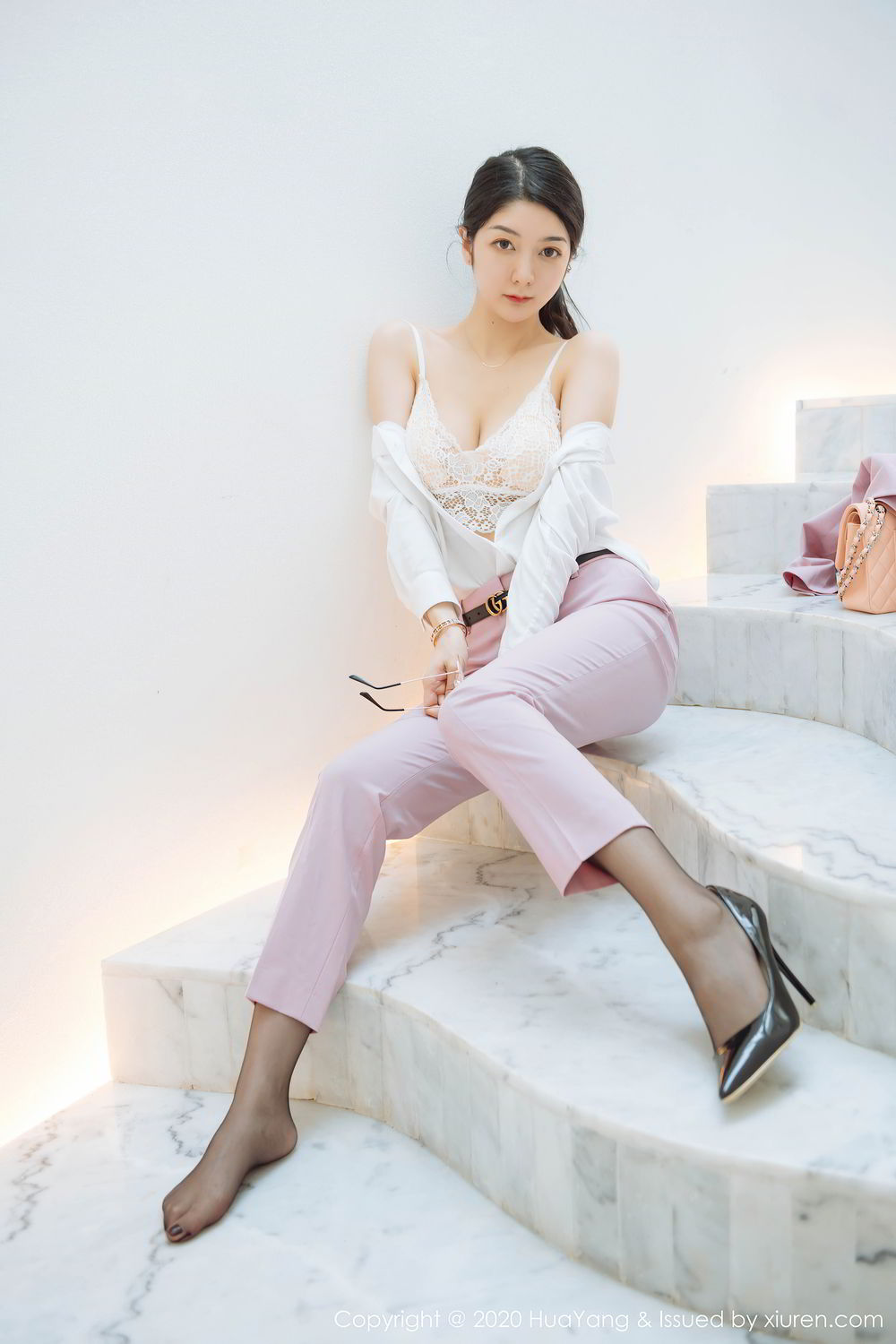 [HuaYang]高清写真图 2020.07.15 VOL.255 Angela小热巴