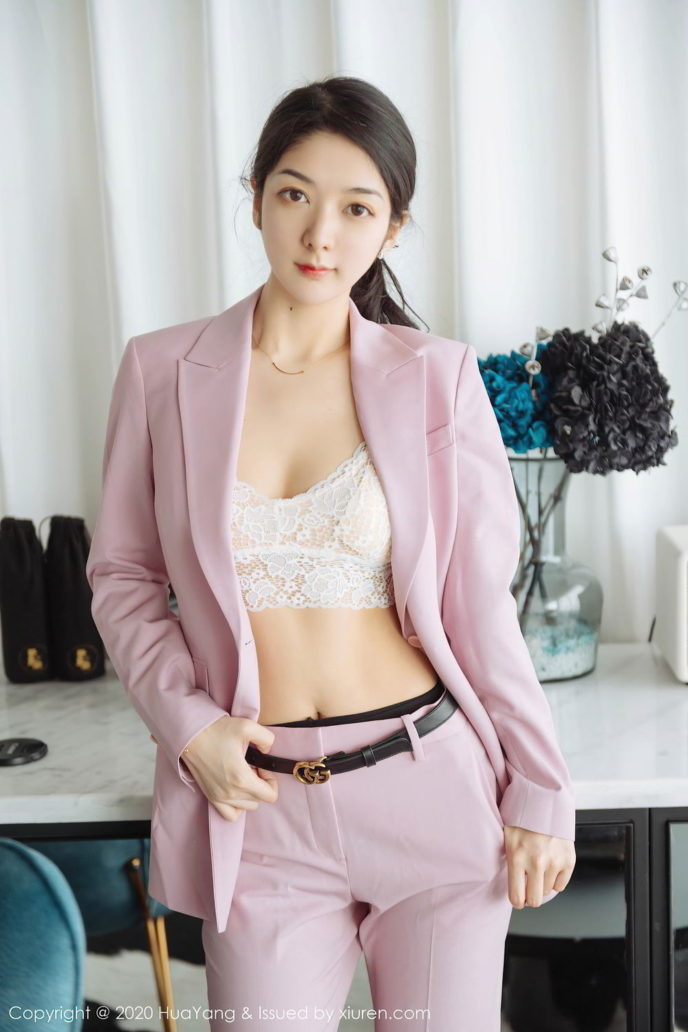 [HuaYang]高清写真图 2020.07.15 VOL.255 Angela小热巴