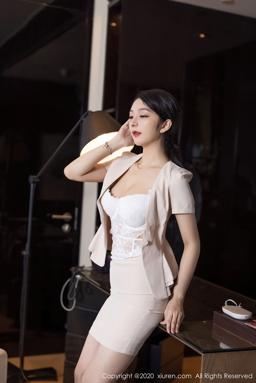 [XiuRen]高清写真图 2020.09.29 No.2619 Angela小热巴
