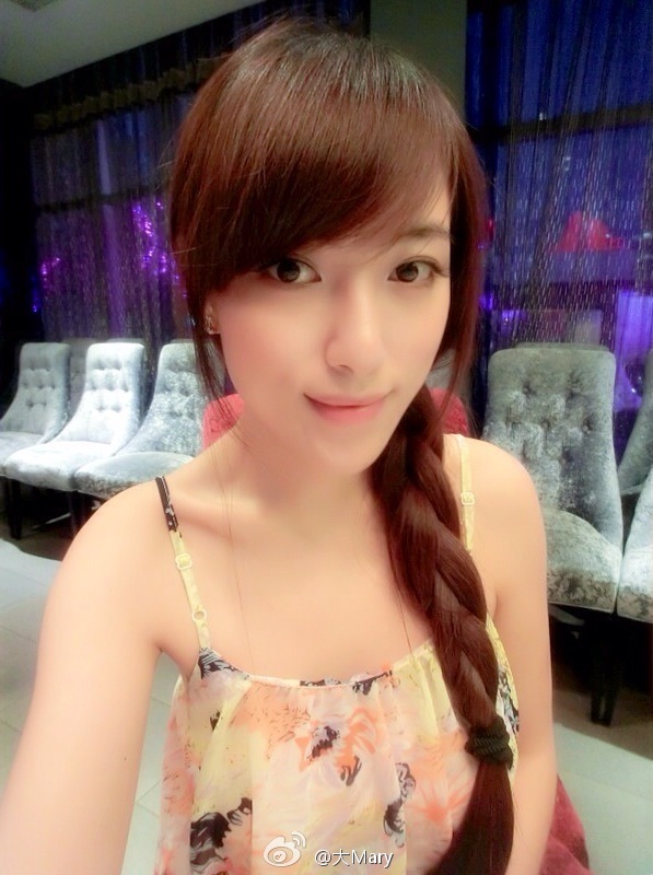 大Mary(马蕊) 微博性感私房照诱惑写真图