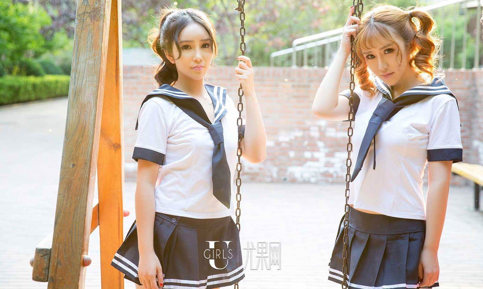 王俪丁、韩恩熙 [爱尤物]高清写真图VOL.354 双生诱惑