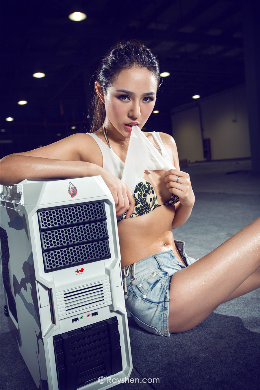 严妡雅 性感美艳内衣诱惑