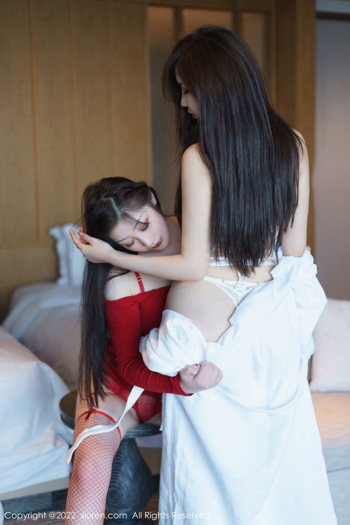 [XiuRen]高清写真图 2022.12.30 No.6070 妲己_Toxic 美臀美腿