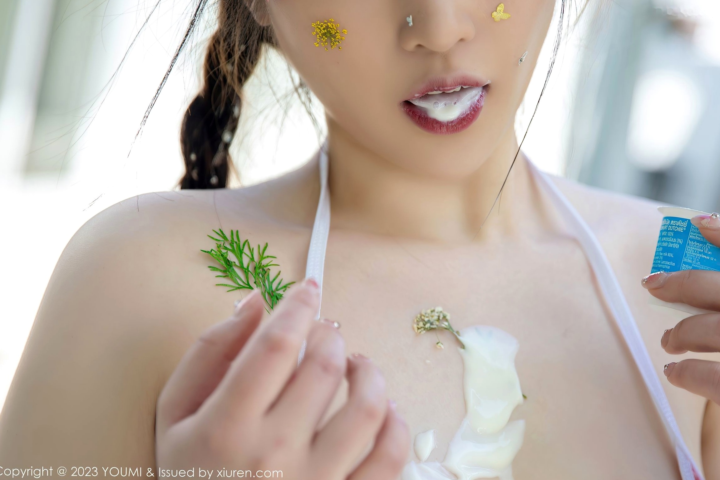 Gallery - YouMi尤蜜荟 - Chiness Model -925-妲己_Toxic-泰国旅拍湿身诱惑，草莓粉白比基尼大尺度性感写真，极致白嫩丰满身材尤蜜荟 - Chiness Model 泰国比基尼性感大尺度 妲己_Toxic女神私房照_秀色女神 - image 28