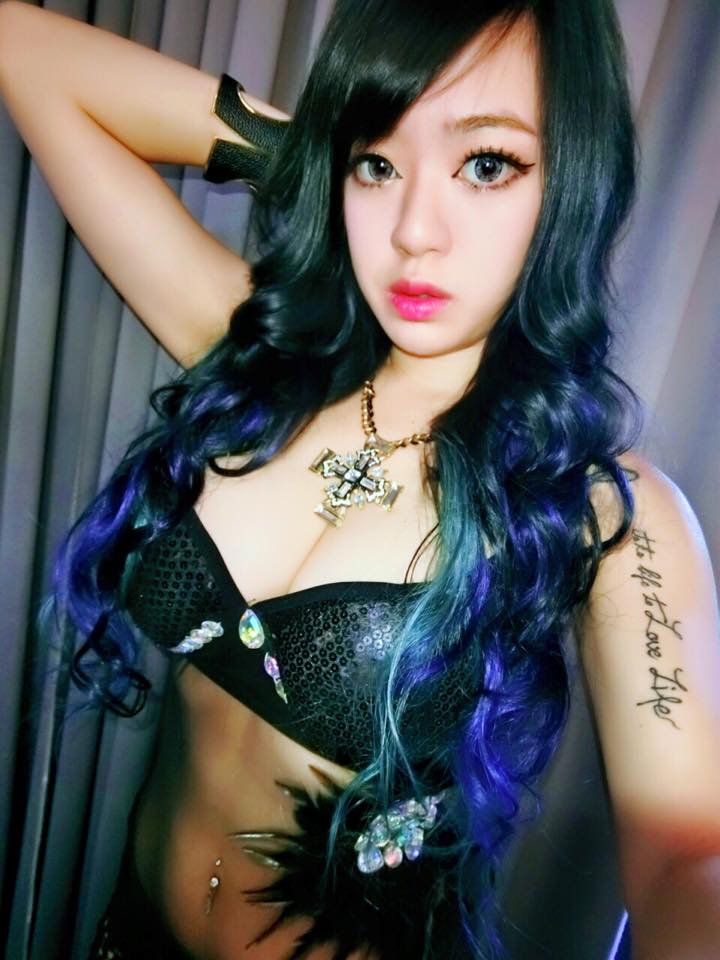 雷亚妃Faye 34F胸猛DJ女神！陪你嗨翻一整夜！
