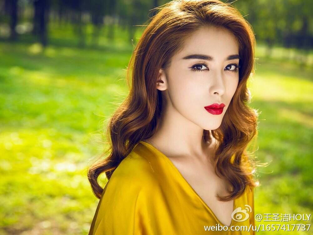 王圣小泰山 极品女神私房写真图