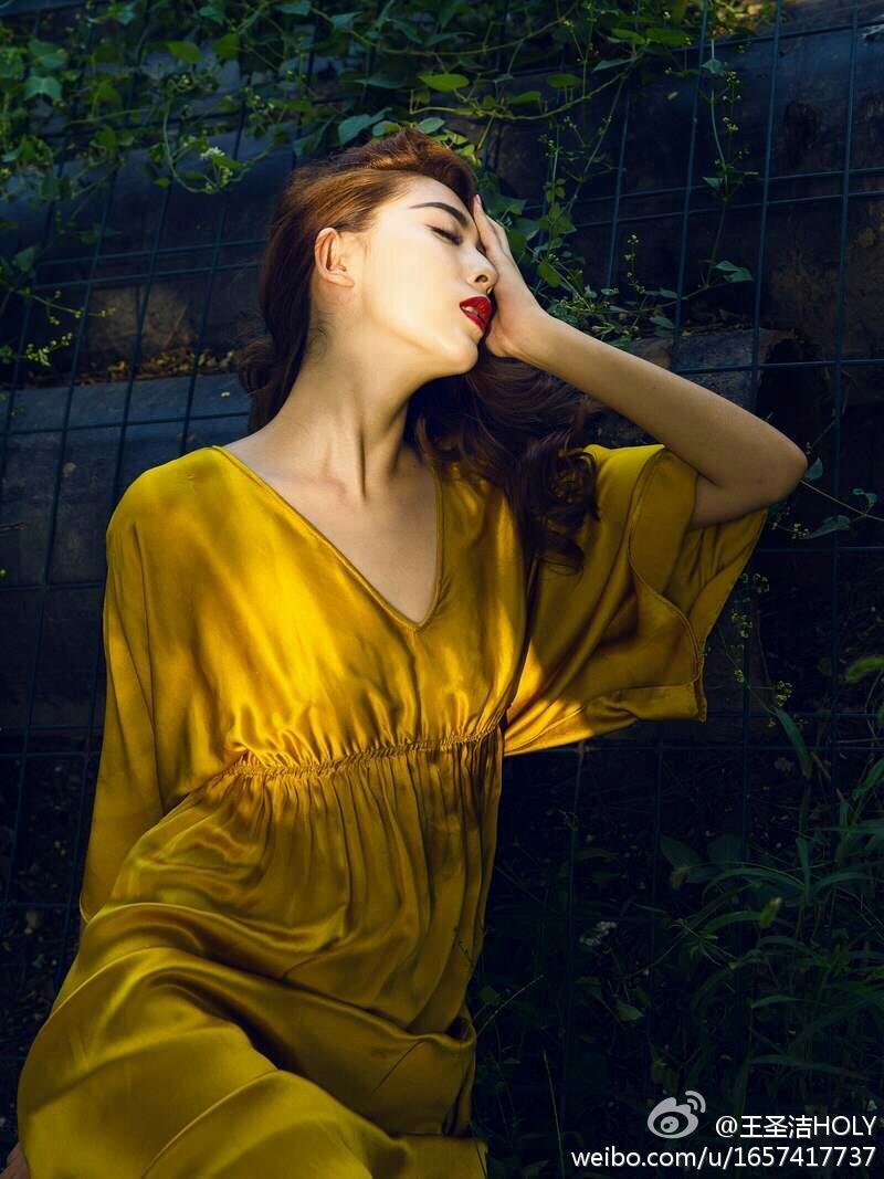 王圣小泰山 极品女神私房写真图