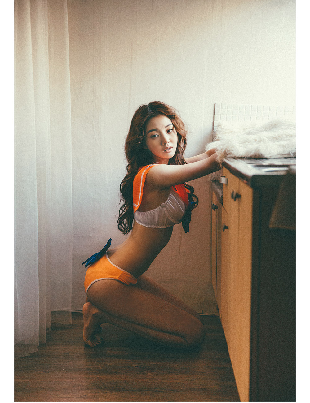 乐采垠(락채은) 家居妩媚诱惑写真图