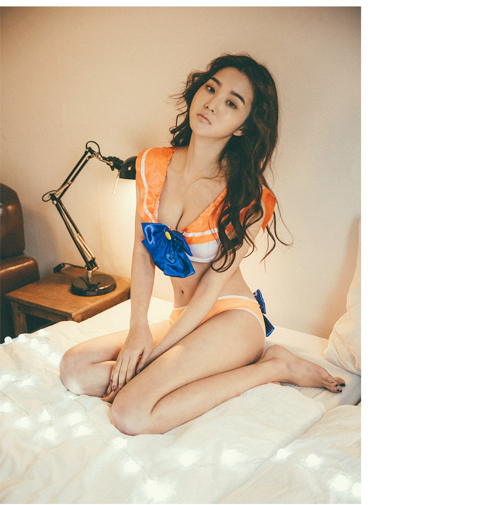乐采垠(락채은) 家居妩媚诱惑写真图
