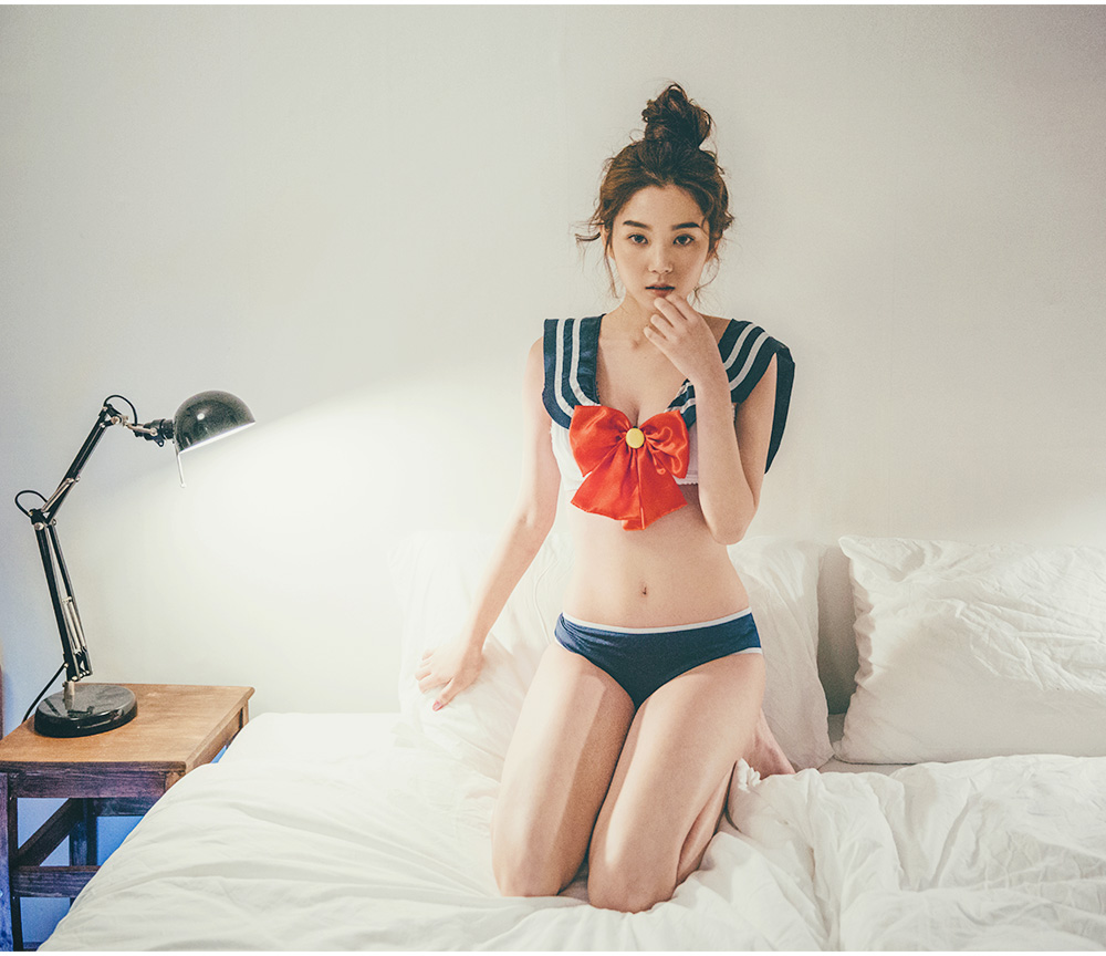 乐采垠(락채은) 家居妩媚诱惑写真图