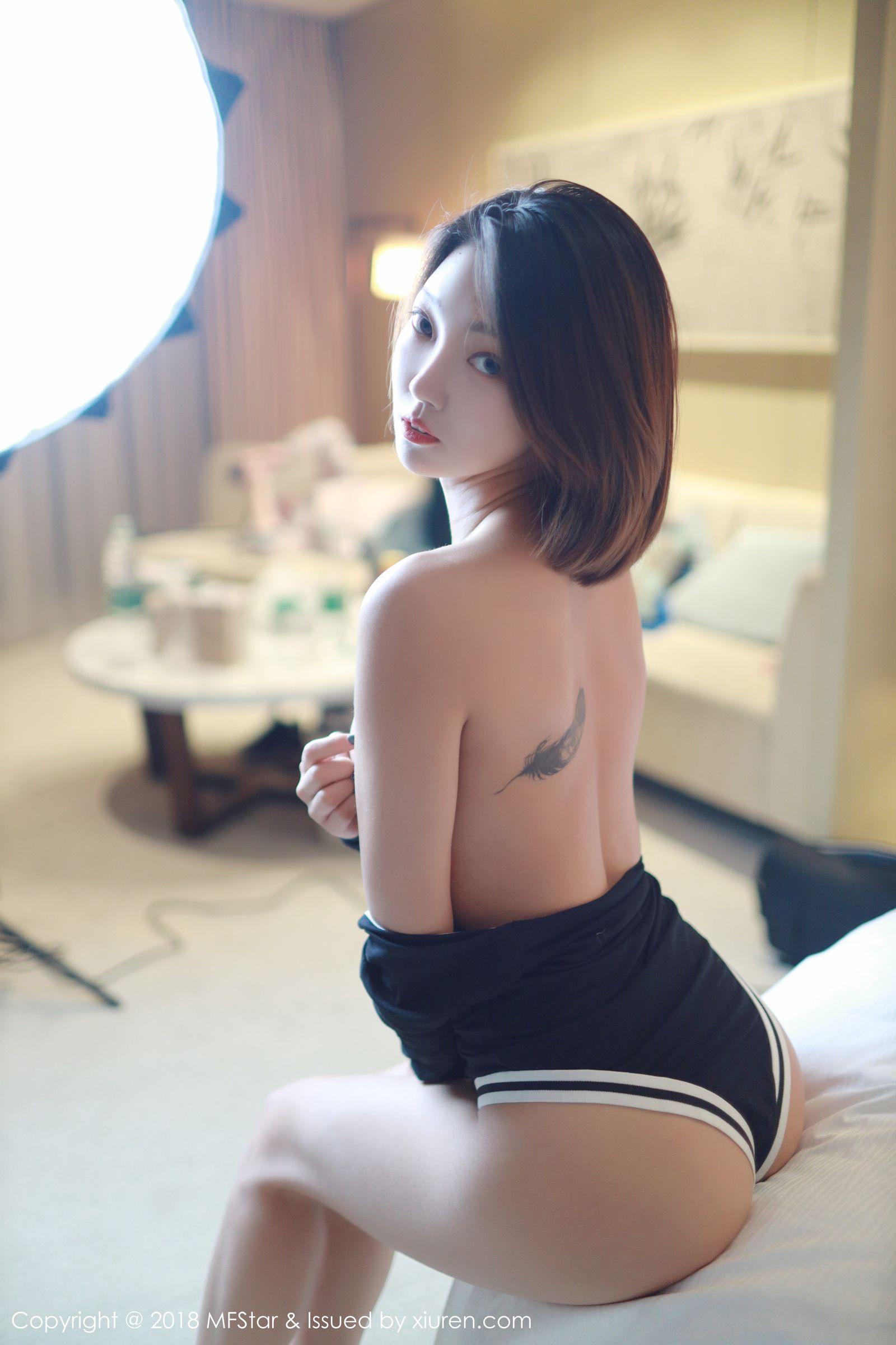 冯木木曼妙玲珑 一字马毫不含糊