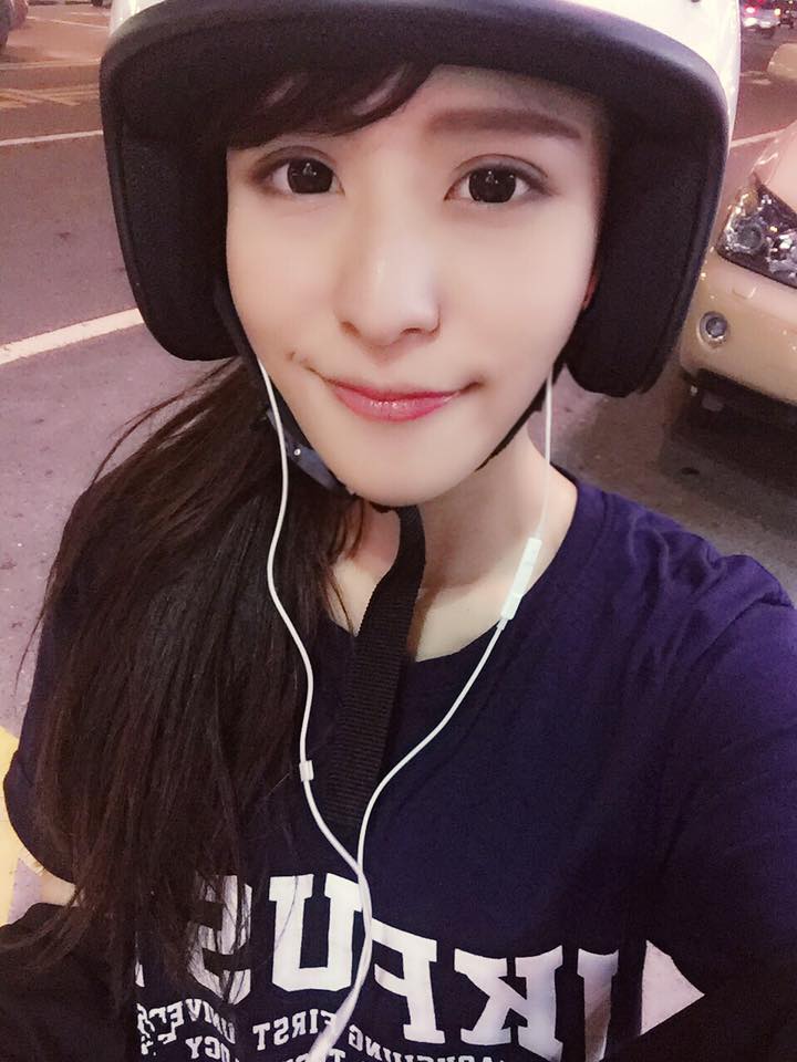 李娜Una Lee 台湾第一科大高颜值校花