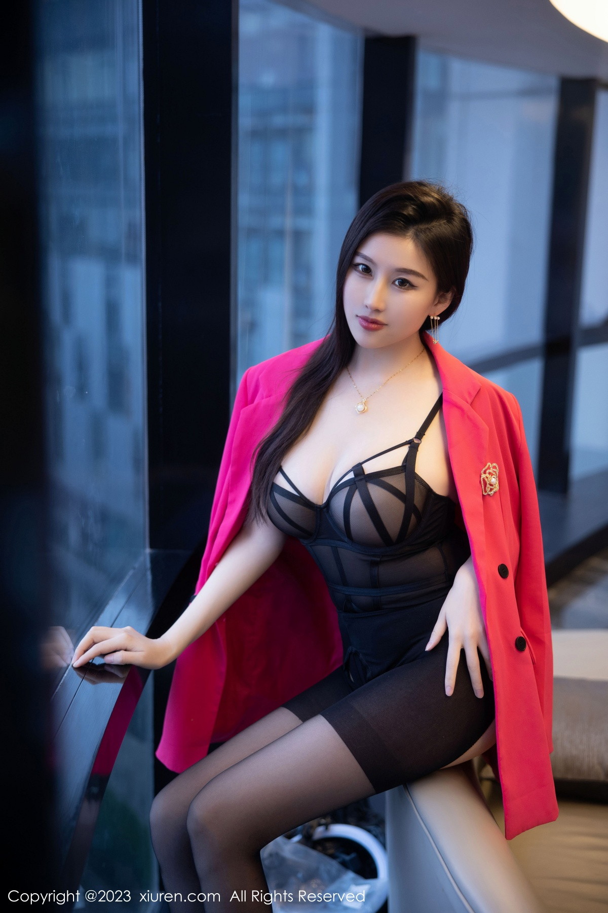 [XiuRen]高清写真图 2023.01.09 No.6103 月音瞳 黑丝美臀