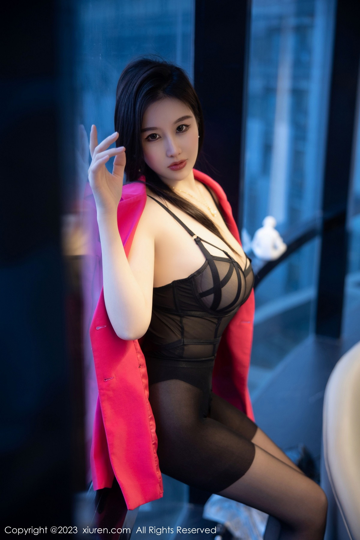[XiuRen]高清写真图 2023.01.09 No.6103 月音瞳 黑丝美臀