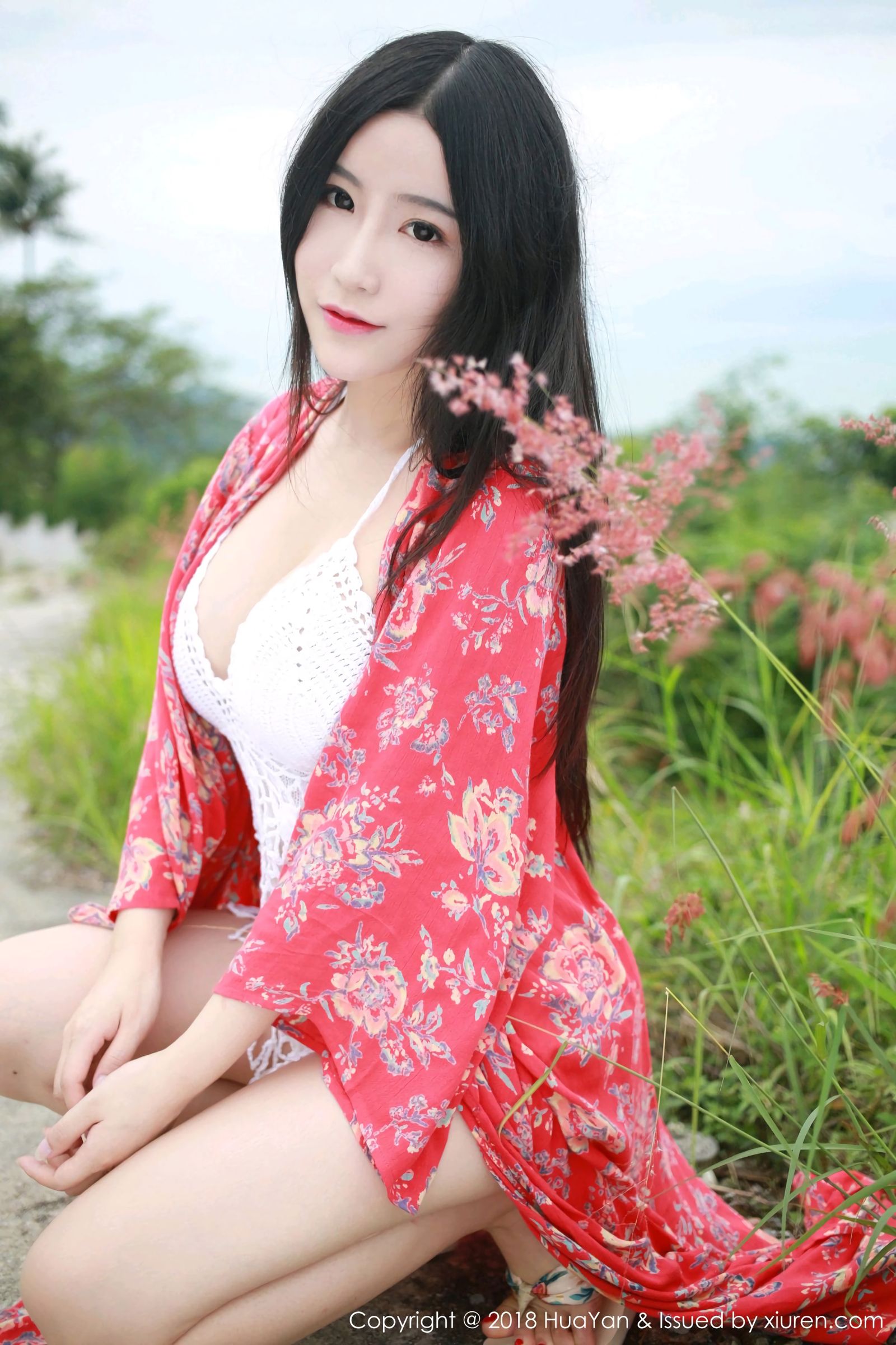 谢芷馨苏梅岛旅拍 和服比基尼的诱惑
