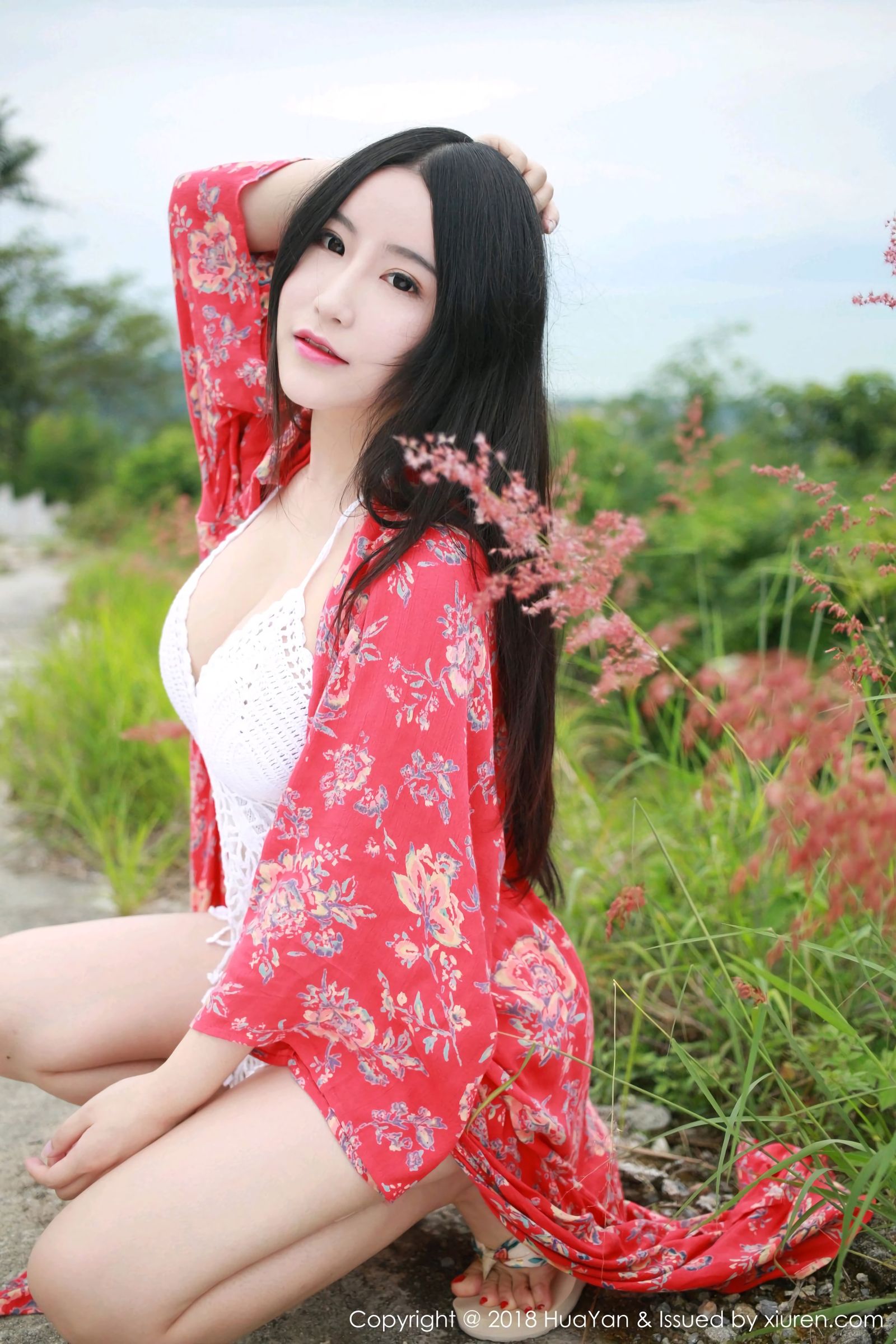 谢芷馨苏梅岛旅拍 和服比基尼的诱惑