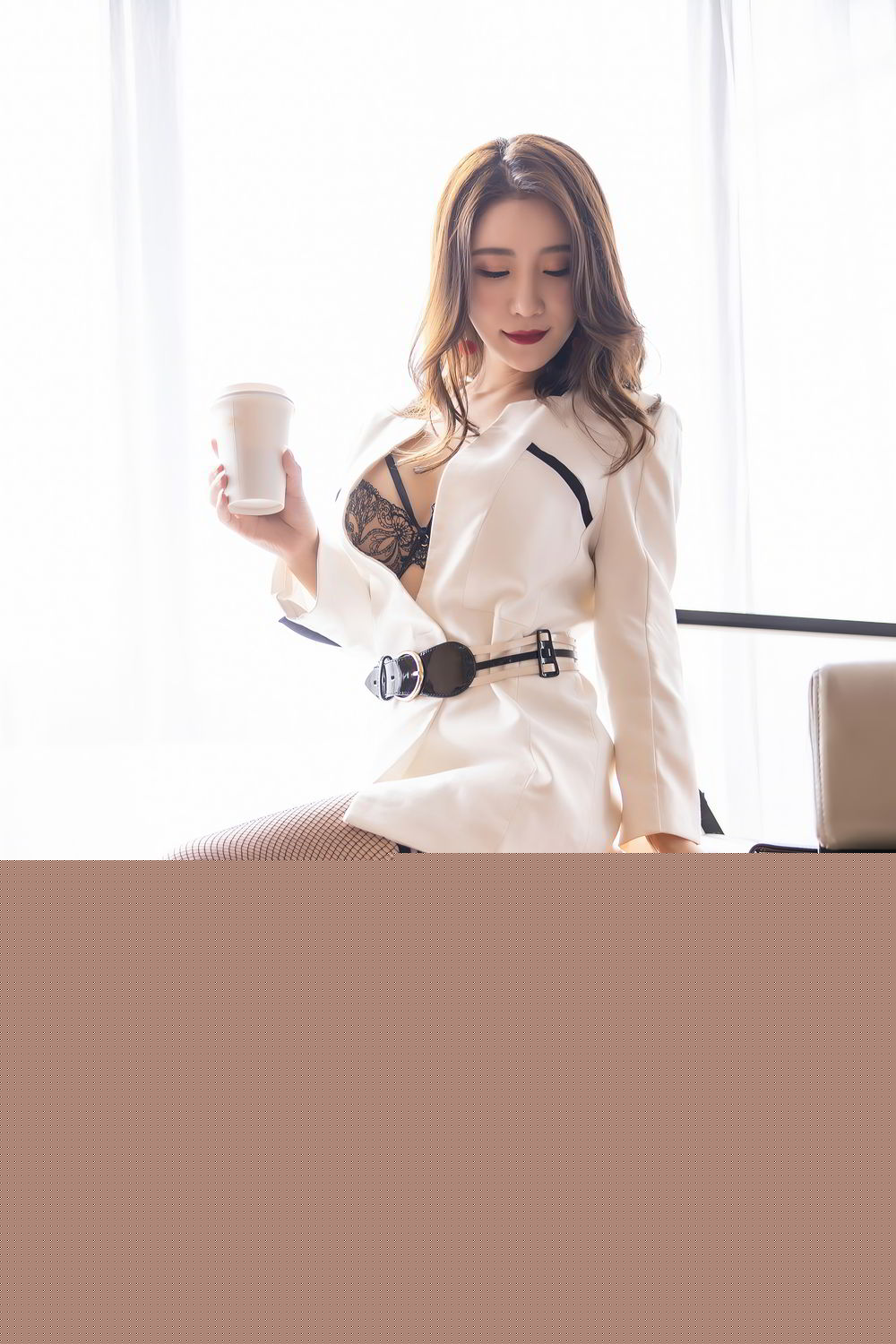 [XiuRen]高清写真图 2020.11.19 No.2806 Cherry绯月樱
