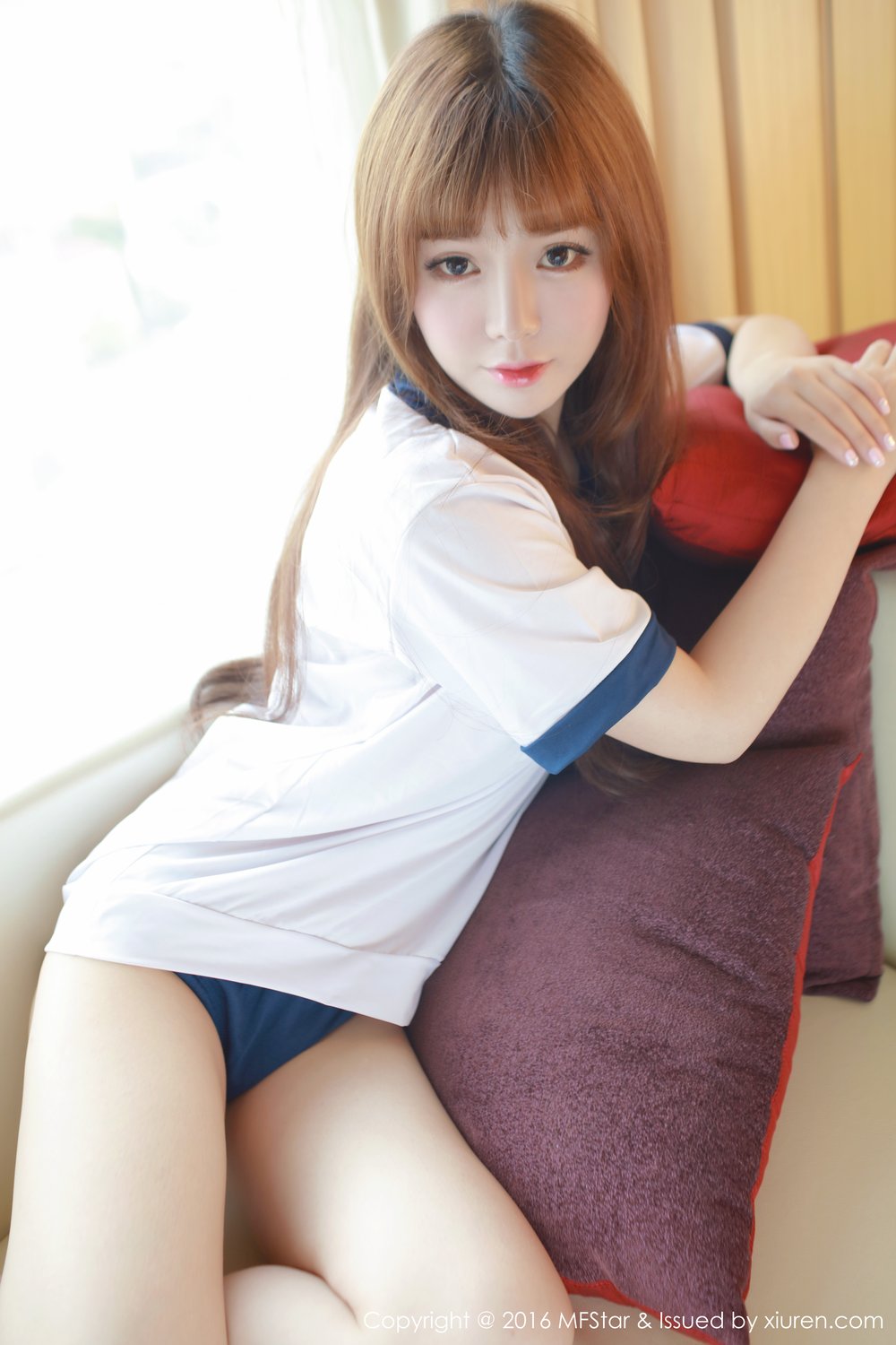 粉芭比VV [MFStar模范学院]高清写真图2016.11.28 VOL.079