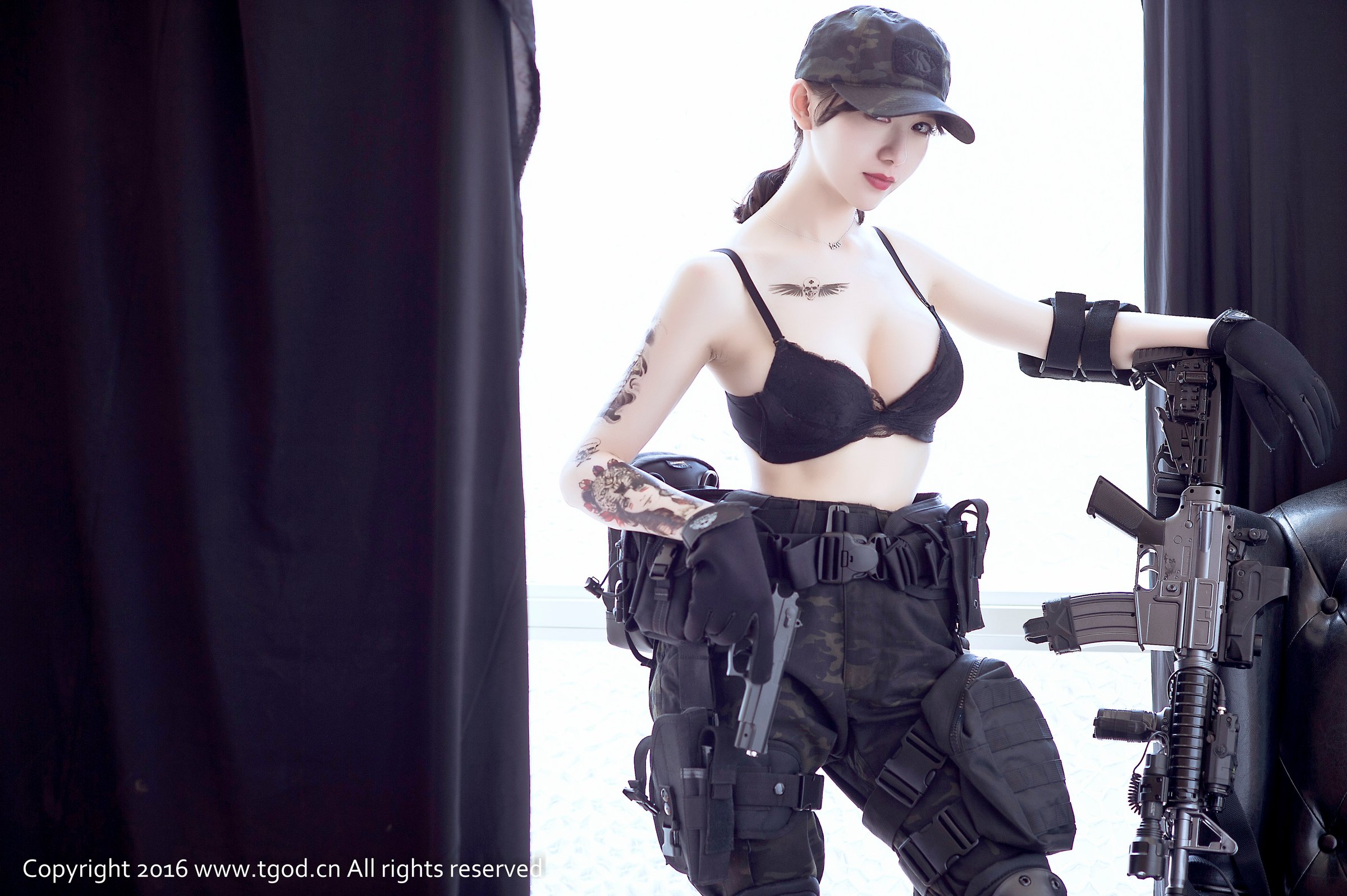 展如 [TGOD推女神]高清写真图长枪待发等君到