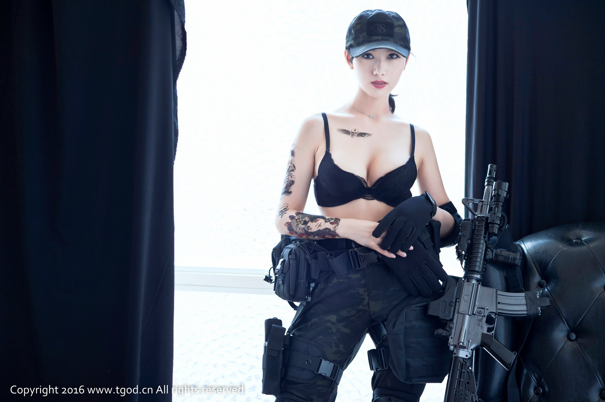 展如 [TGOD推女神]高清写真图长枪待发等君到
