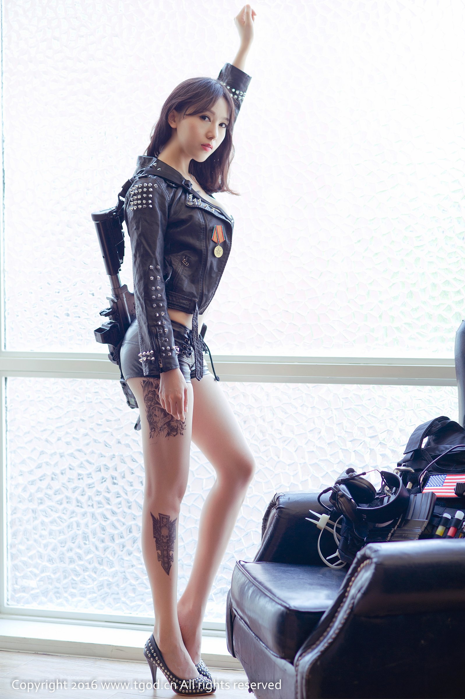 展如 [TGOD推女神]高清写真图长枪待发等君到