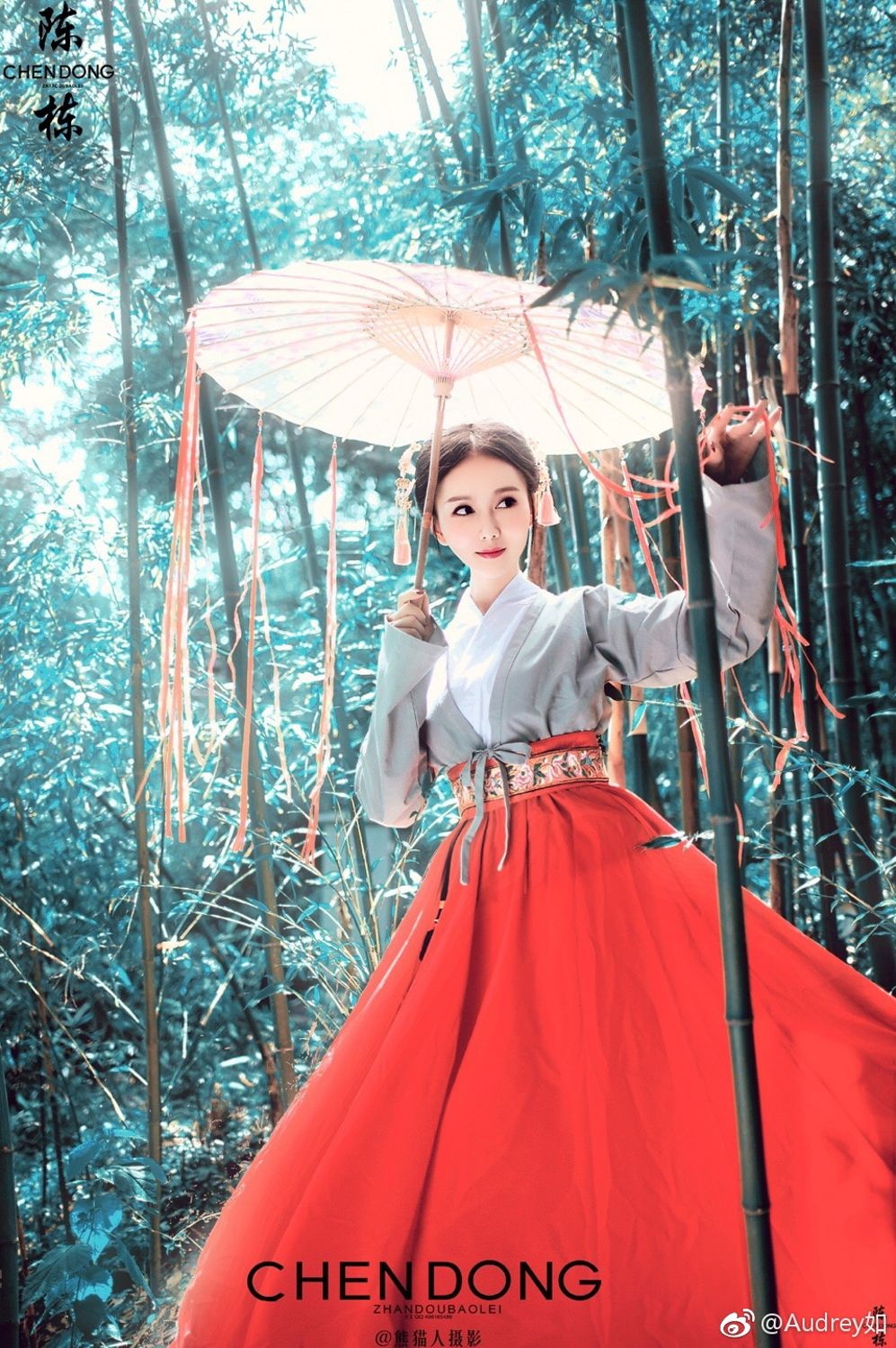 古典美人Audrey如 风姿卓越十里桃花
