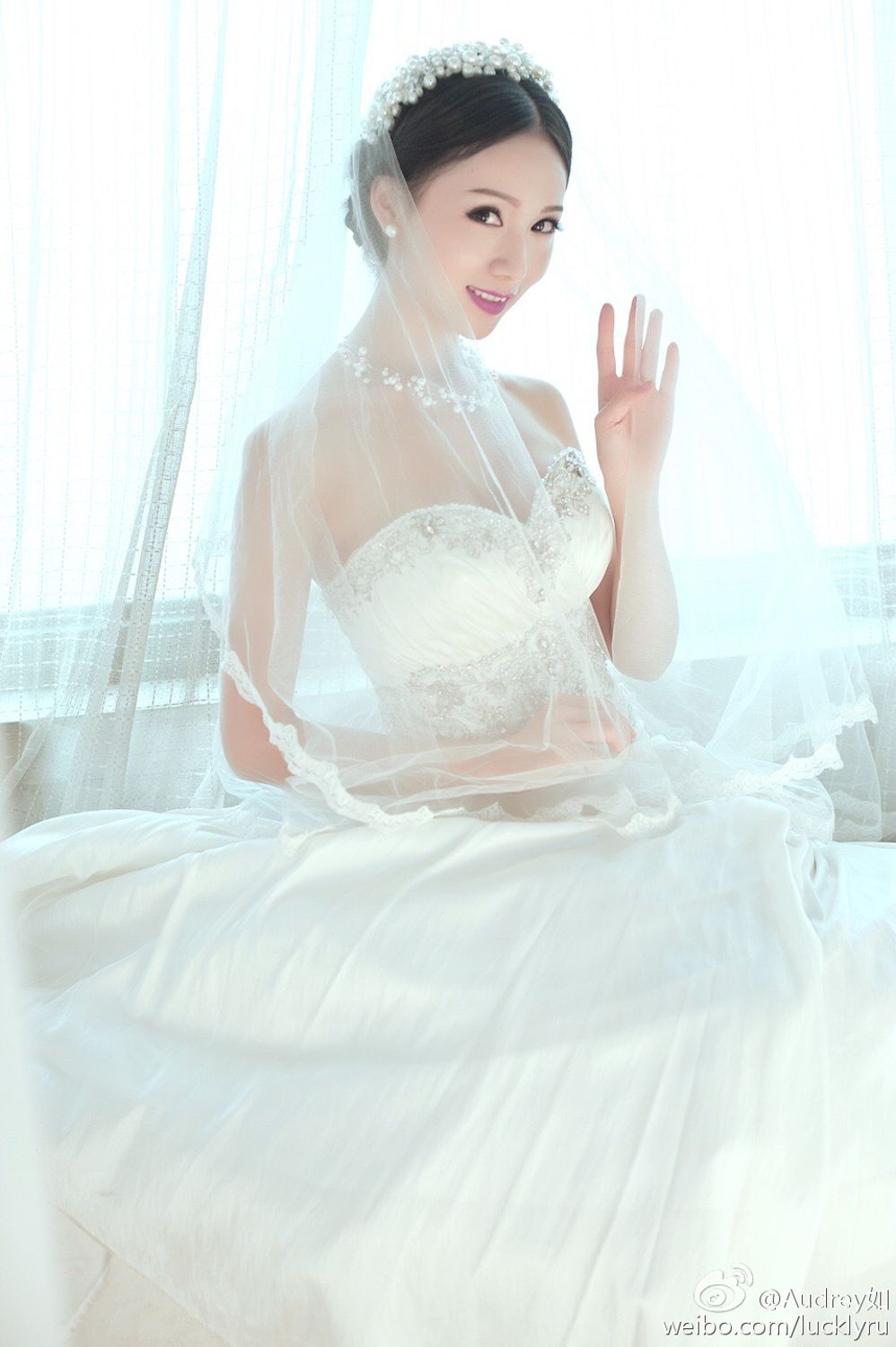 气质美女Audrey如 清爽街拍唯美家居