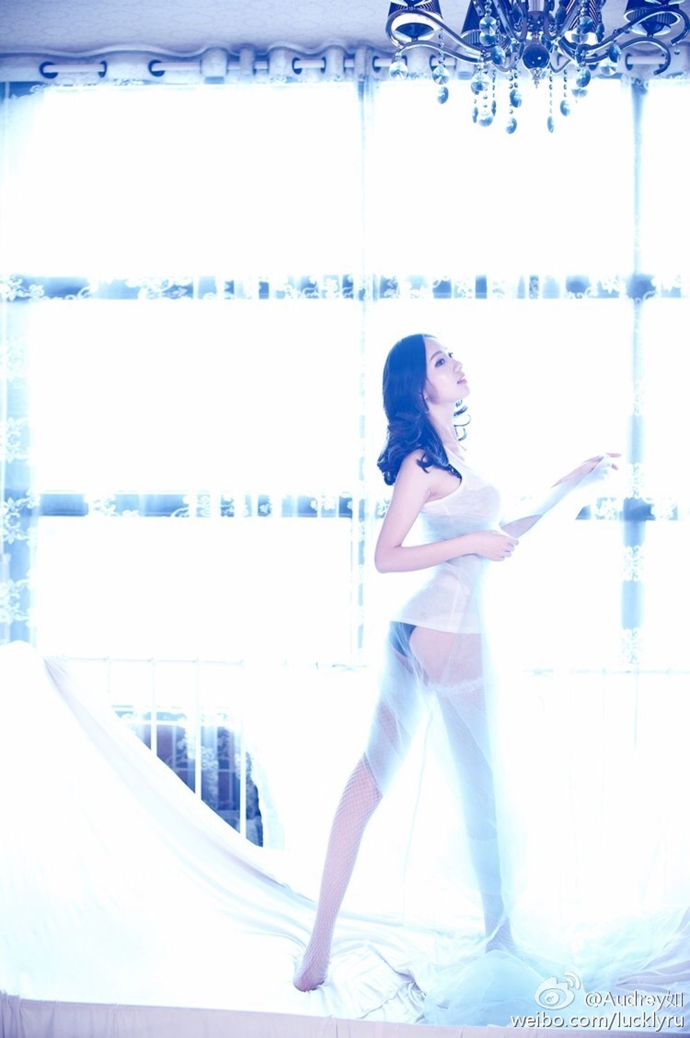 气质美女Audrey如 清爽街拍唯美家居