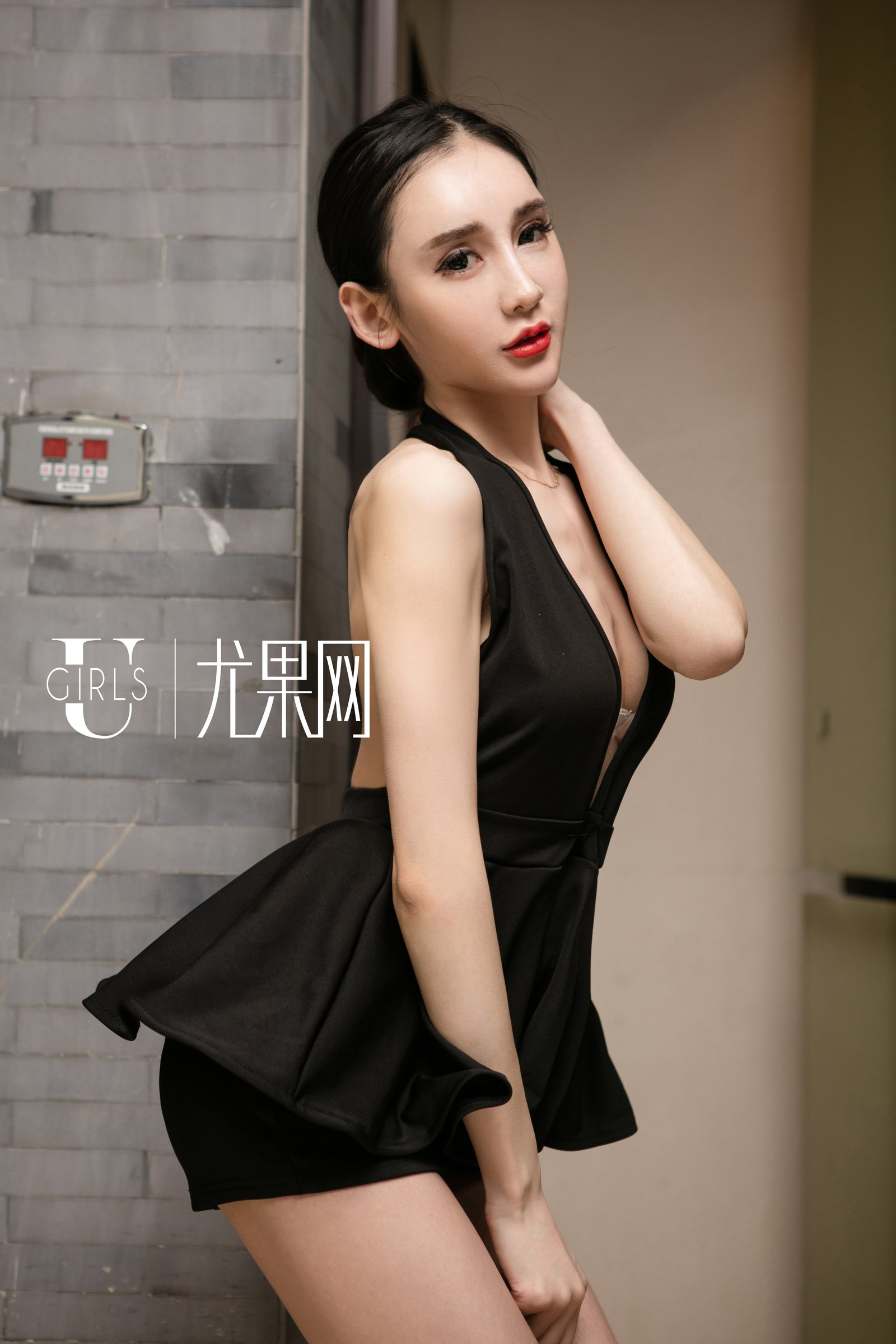 阿依努尔瓦娅 [Ugirls尤果网]高清写真图第184期