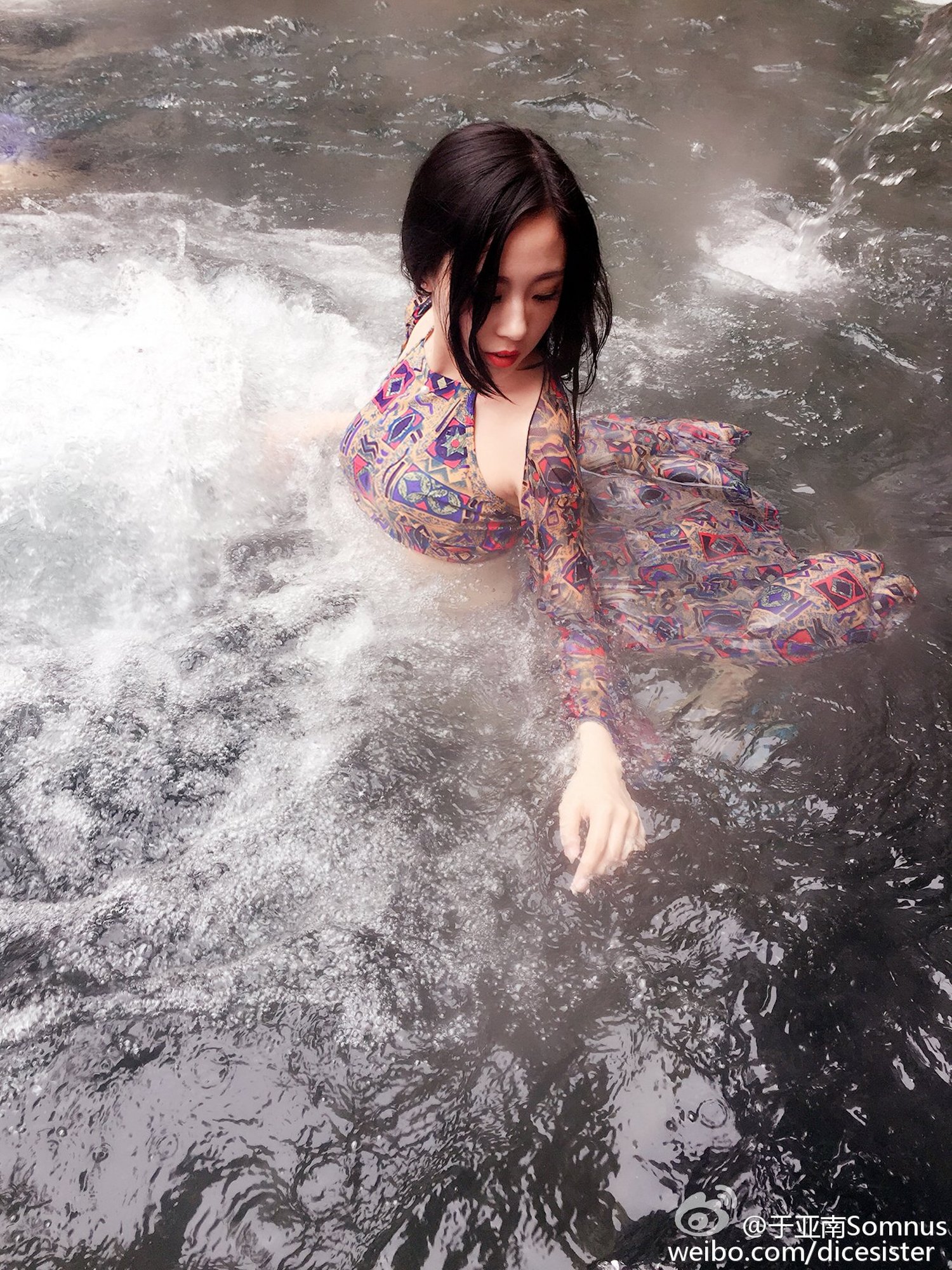 于亚南 微博私房写真图