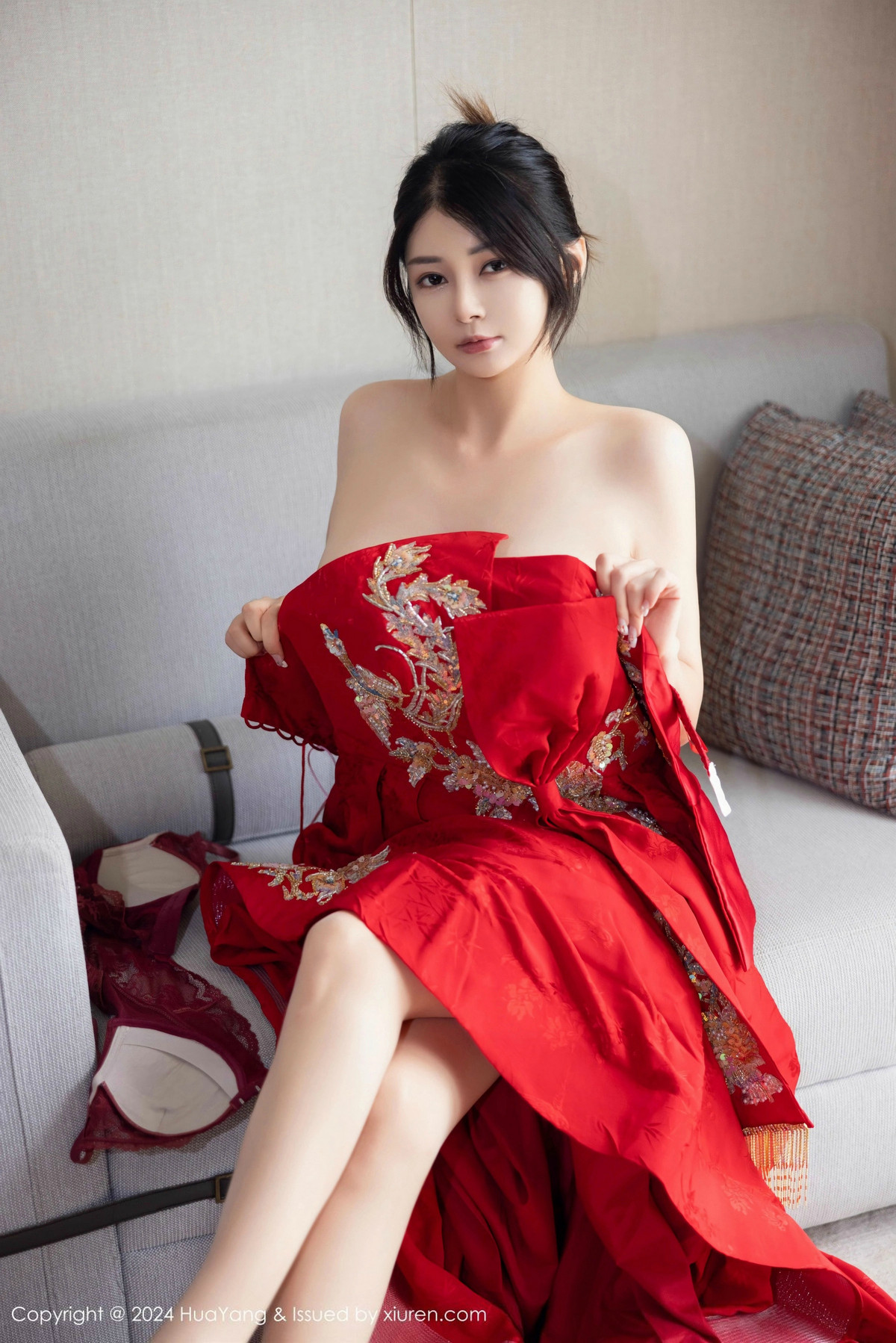[HuaYang]高清写真图 2024.12.12 VOL.623 凯竹Quinn 丝袜美臀