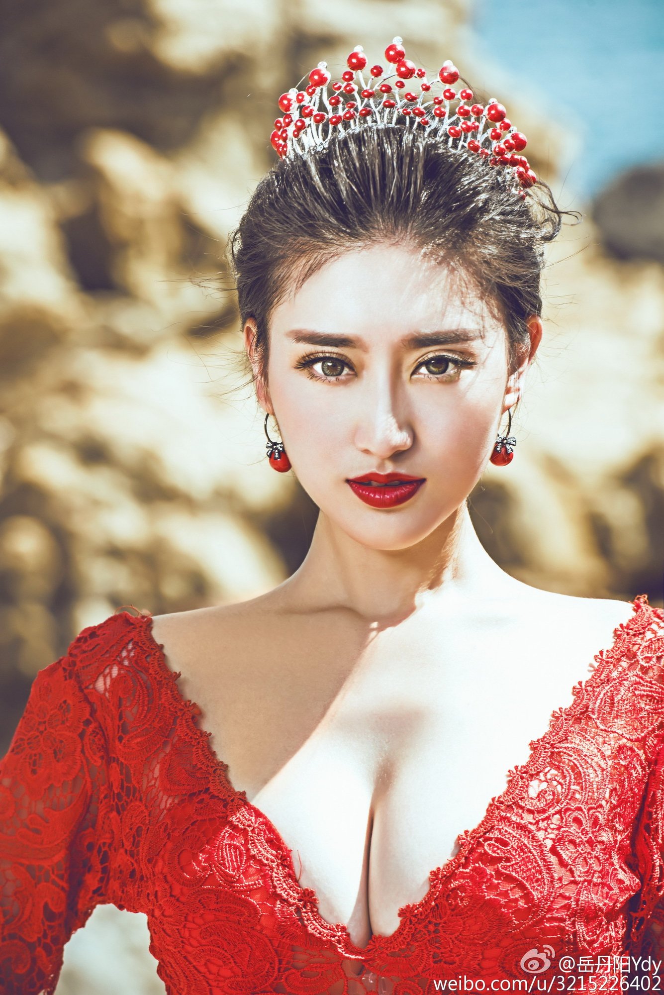 岳丹阳 西南校花微博美图