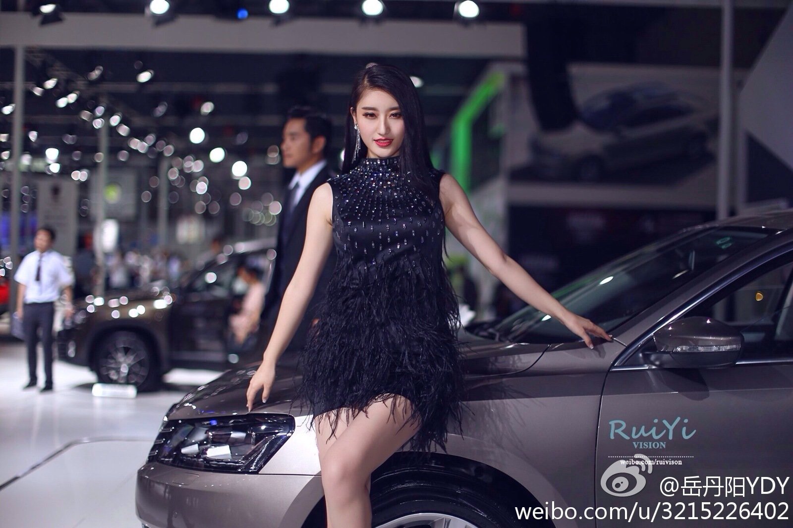 岳丹阳 西南校花微博美图
