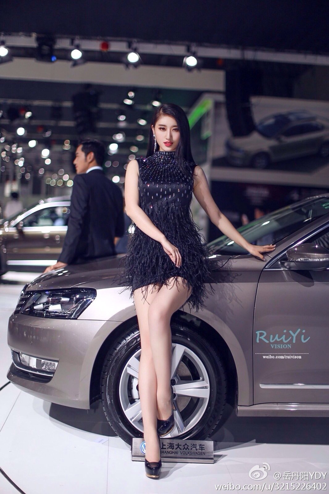岳丹阳 西南校花微博美图