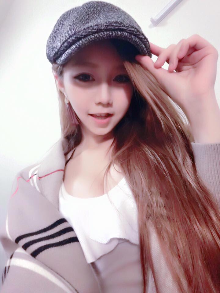 吴心慈 洋娃娃般的正妹也有如此好身材