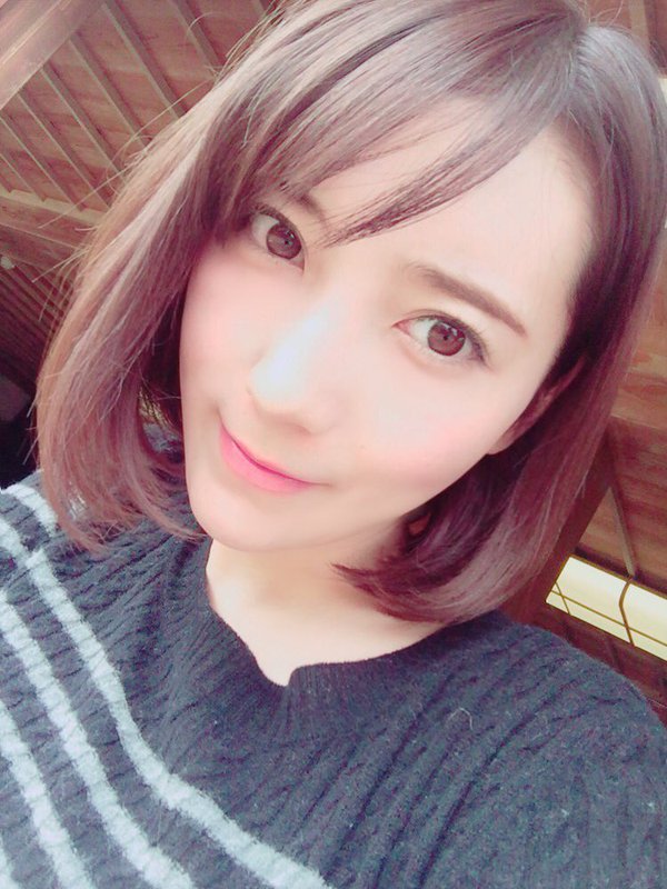 堀みづき 短发美人迷人生活照